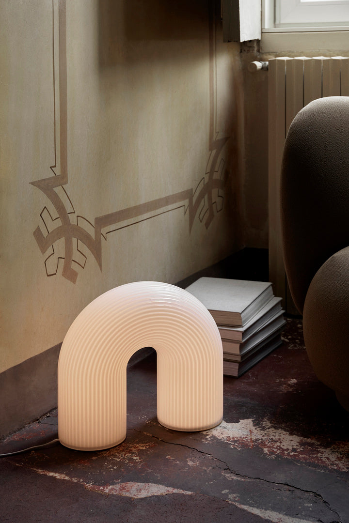 Lampa podłogowa VUELTA mleczne szkło