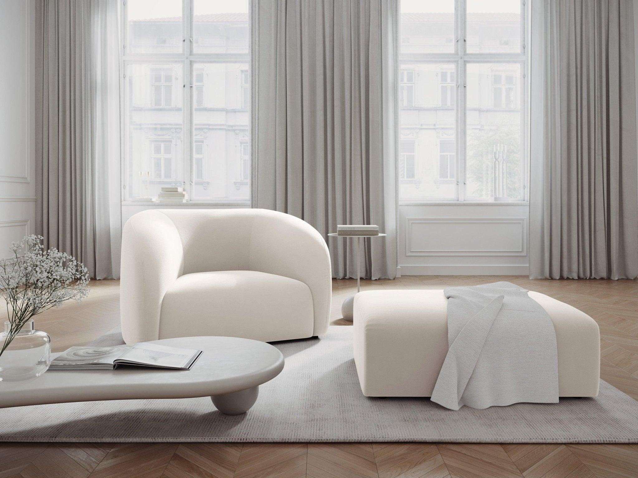 Fotel aksamitny SANTI jasnobeżowy Interieurs 86    Eye on Design