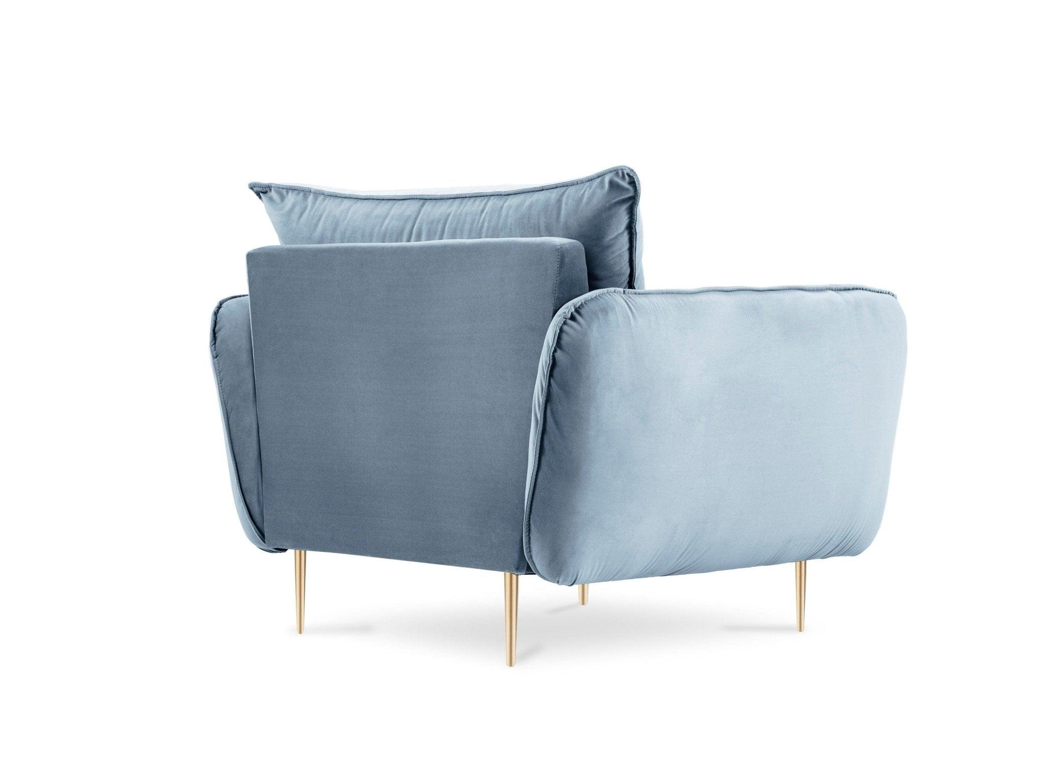 Fotel aksamitny VIENNA jasnoniebieski ze złotą podstawą Cosmopolitan Design    Eye on Design