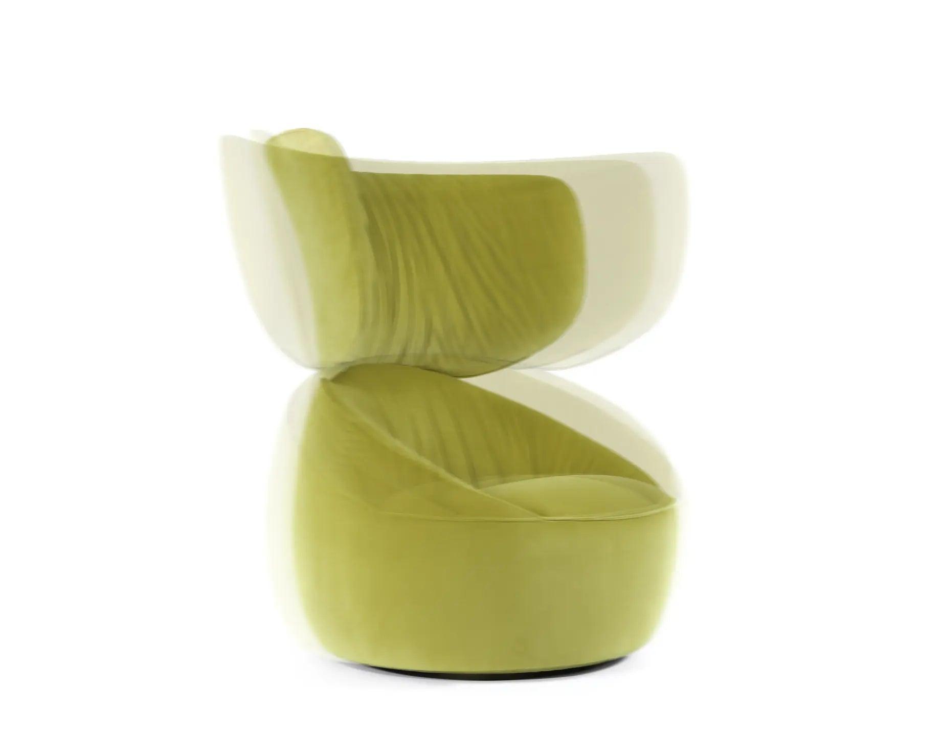 Fotel HANA WINGBACK tapicerowany Moooi    Eye on Design