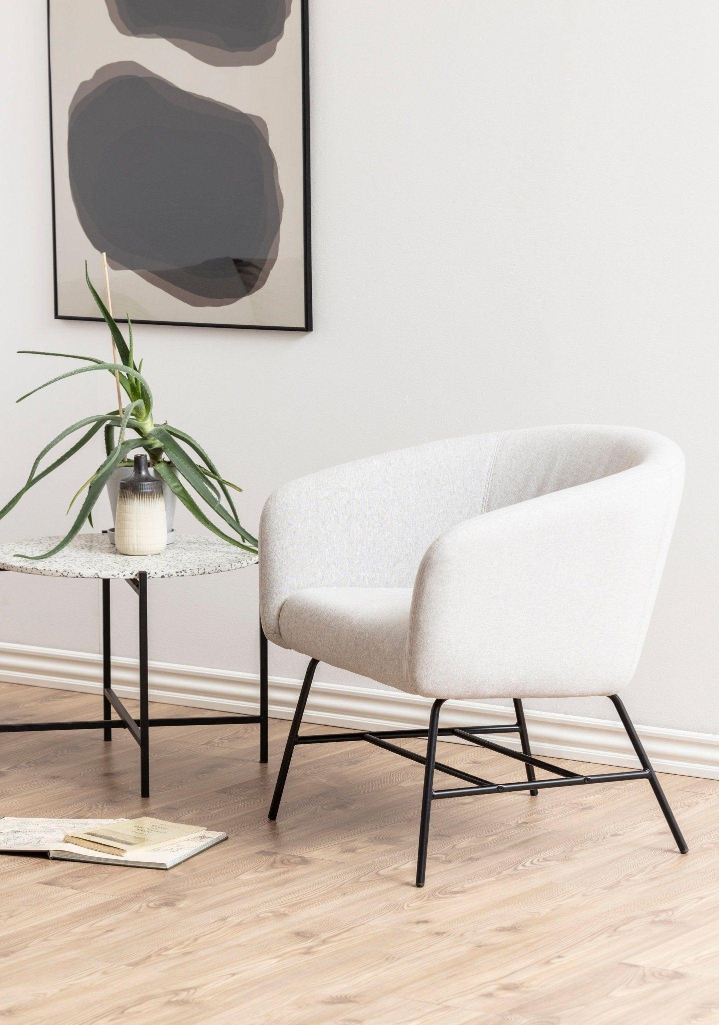 Fotel LILY jasnoszary z czarną podstawą Home Essentials    Eye on Design