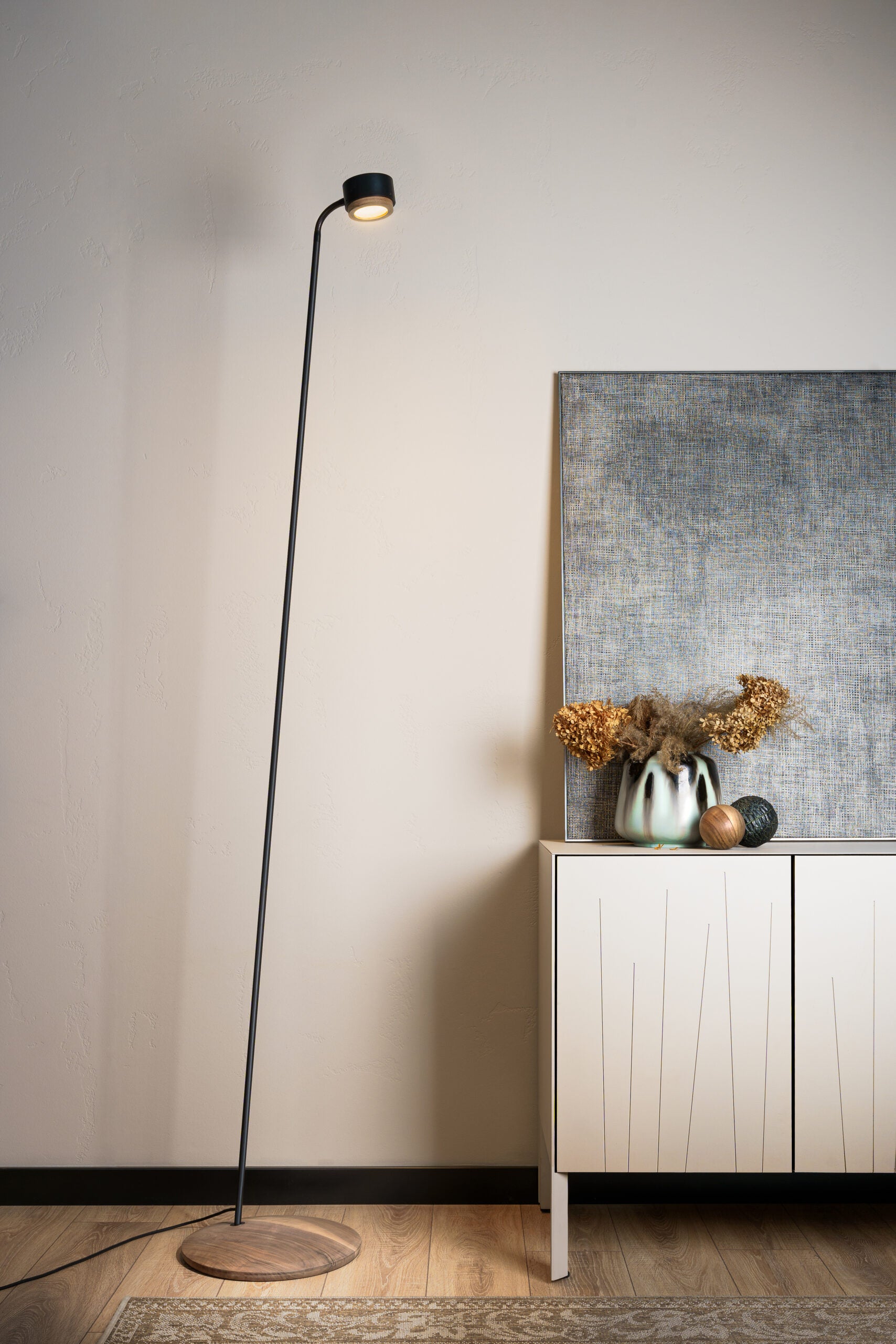 Lampa podłogowa JUBI aluminium z drewnem orzechowym