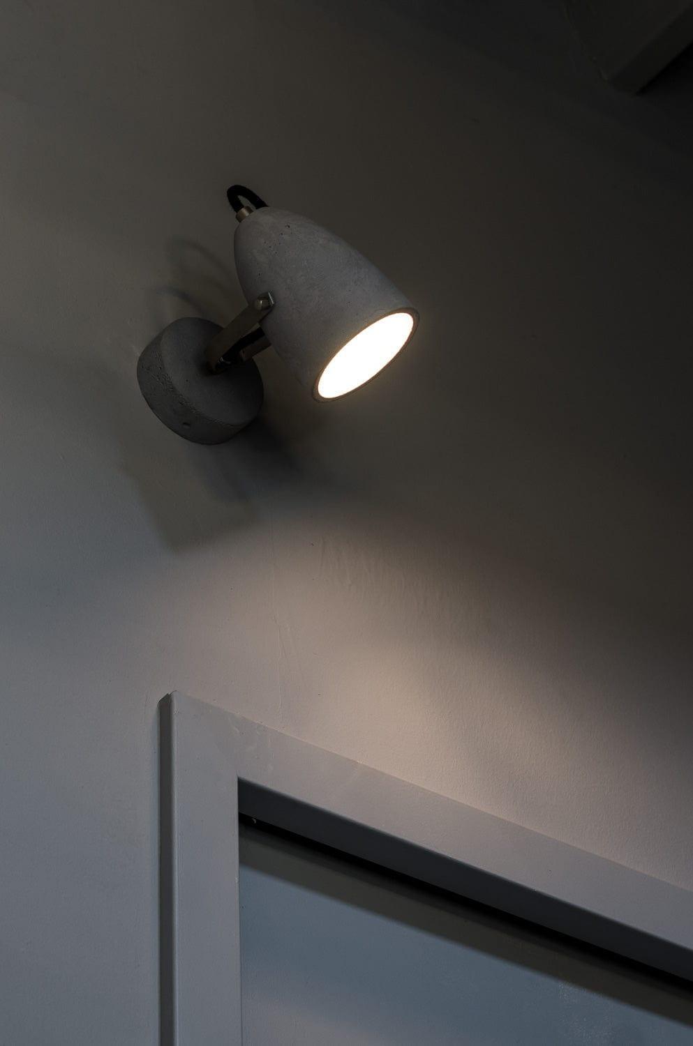 Kinkiet FEBE WALL betonowy Loftlight    Eye on Design