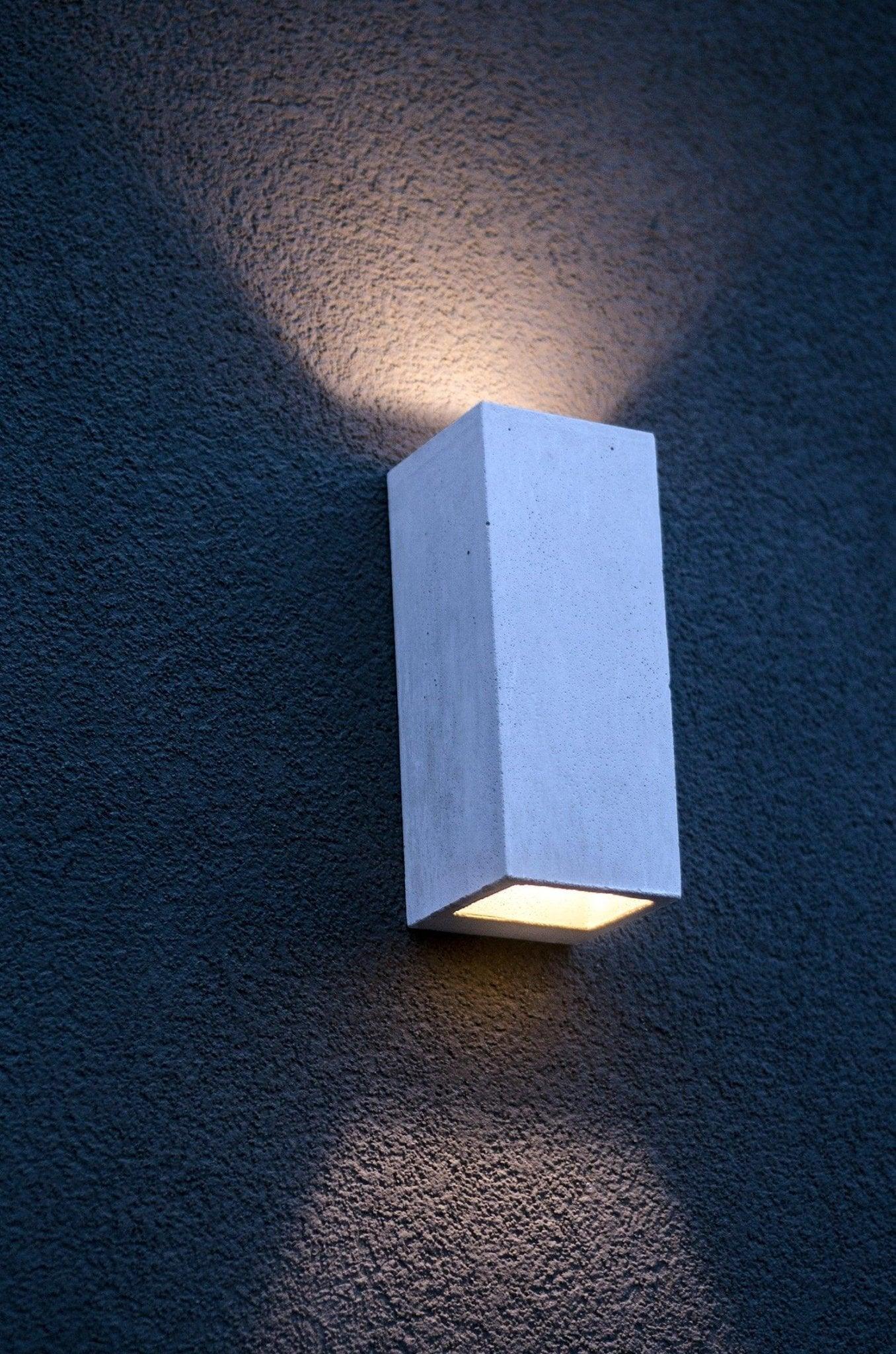 Kinkiet ORTO OUTDOOR betonowy Loftlight    Eye on Design