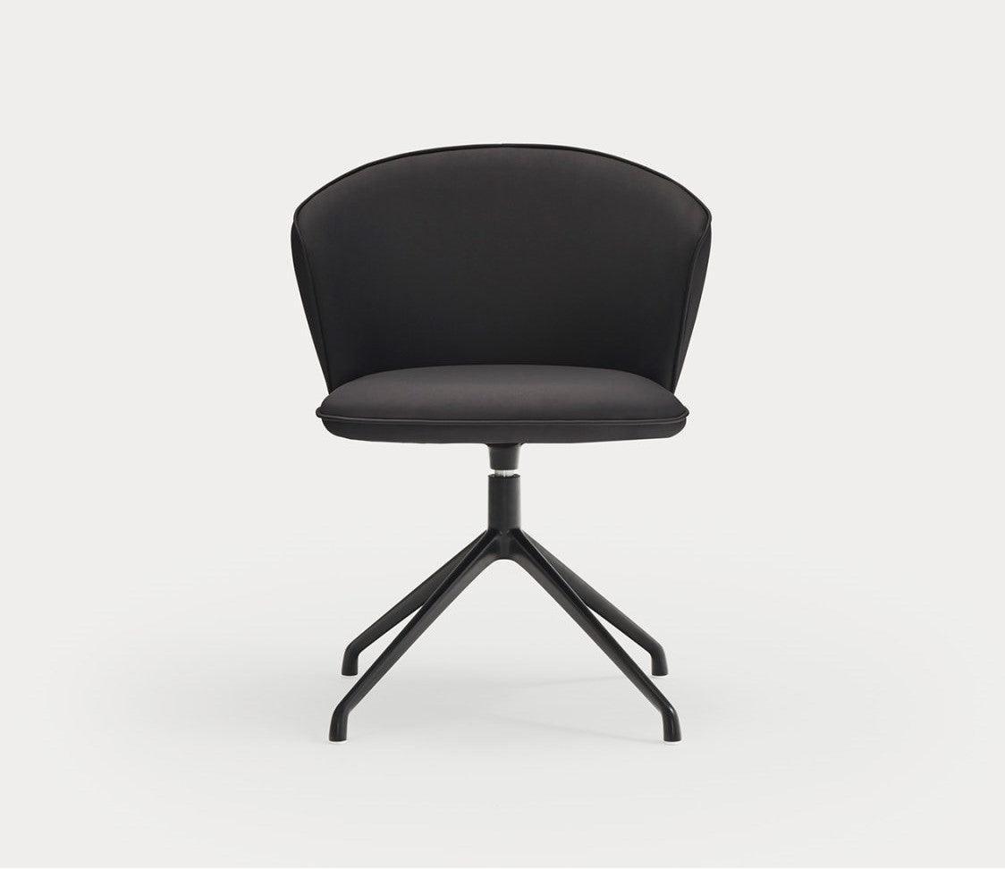 Krzesło ADD ekoskóra czarna z czarną podstawą Teulat    Eye on Design
