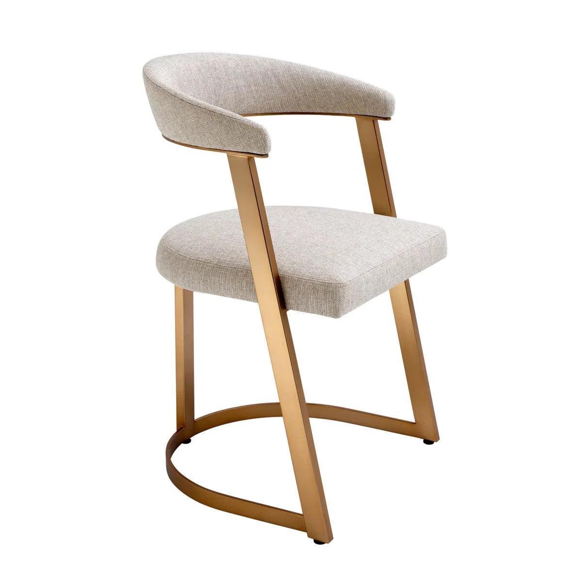 Krzesło DEXTER beżowy z mosiężną podstawą Eichholtz    Eye on Design