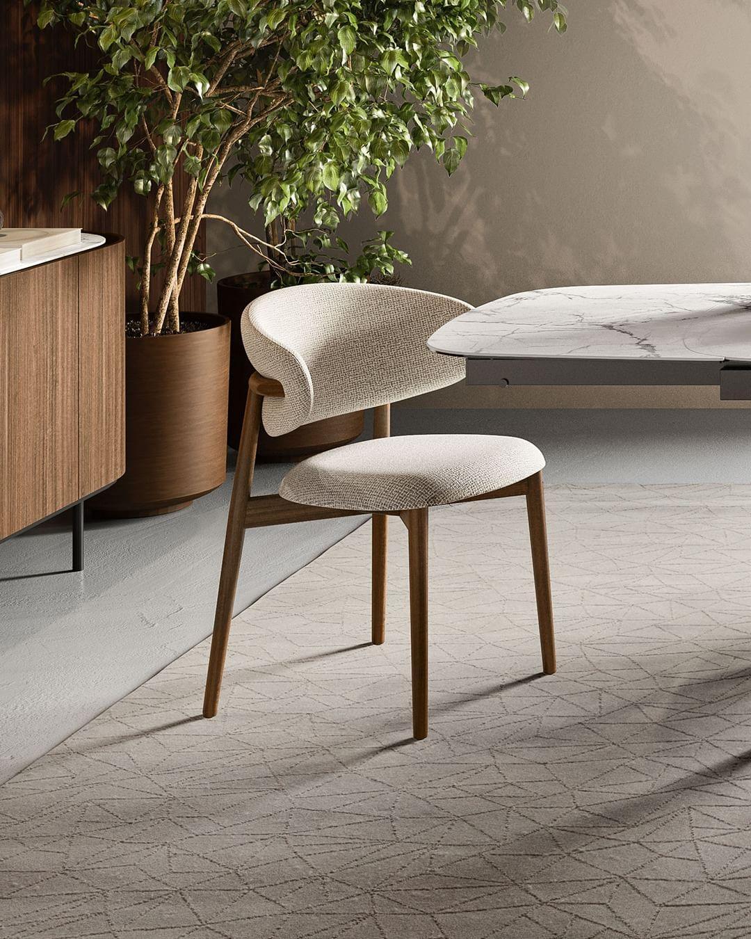 Krzesło OLEANDRO boucle taupe z drewnianą podstawą Calligaris    Eye on Design