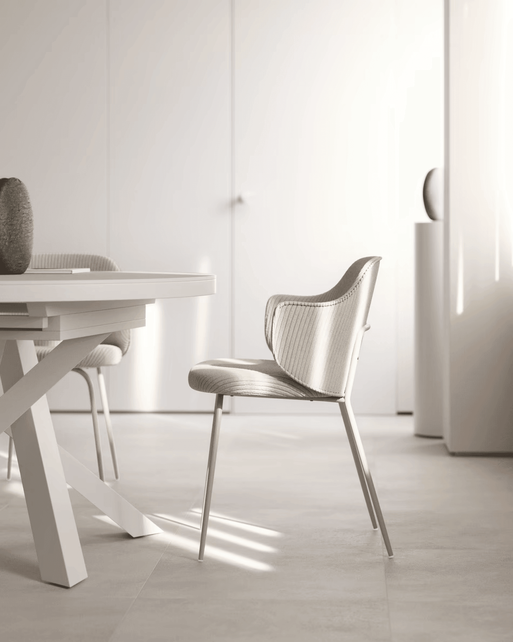 Krzesło YUNIA beżowy sztruks La Forma    Eye on Design