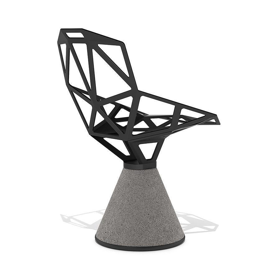 Krzesło z betonową podstawą CHAIR_ONE czarny Magis    Eye on Design