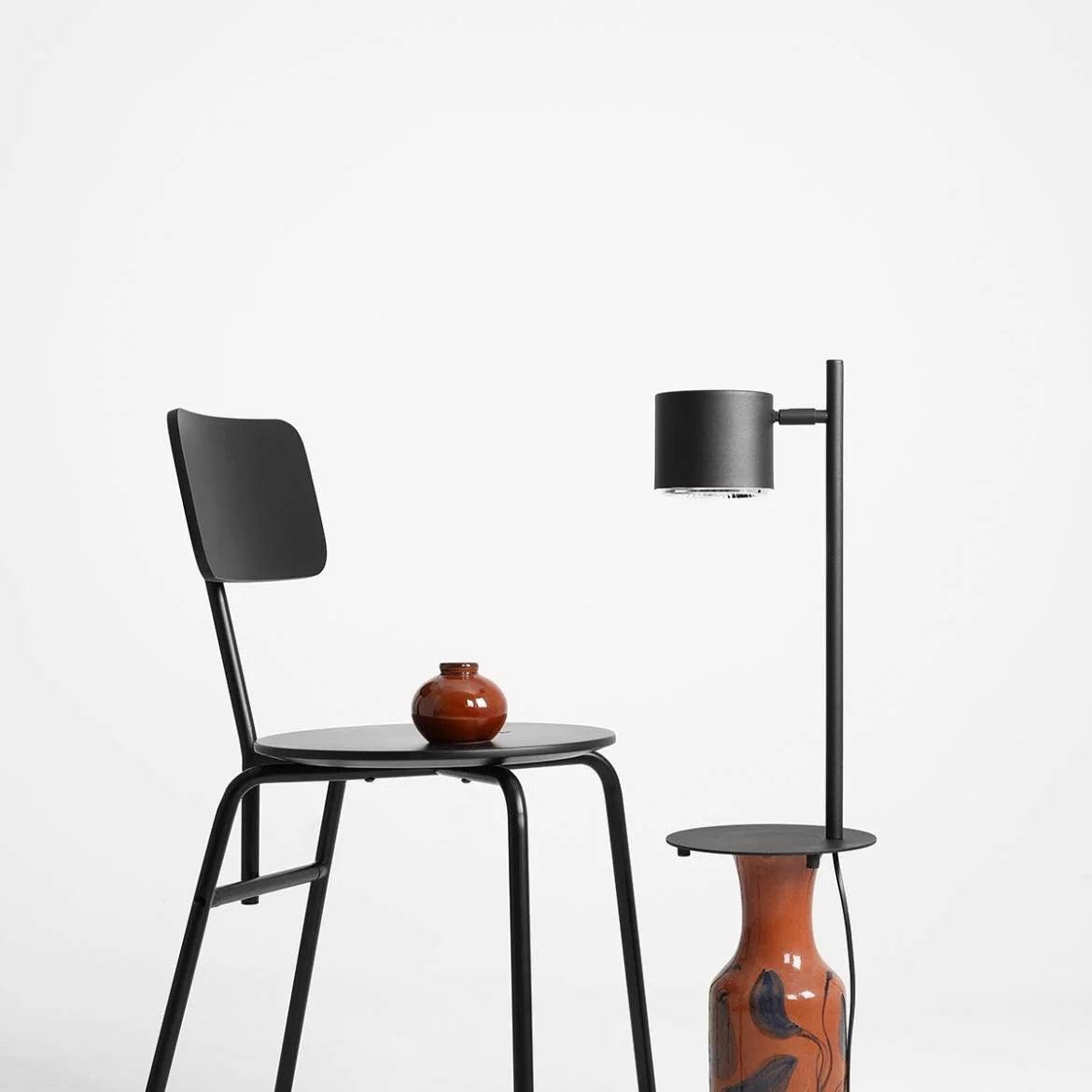 Lampa biurkowa BOT czarny Artera    Eye on Design