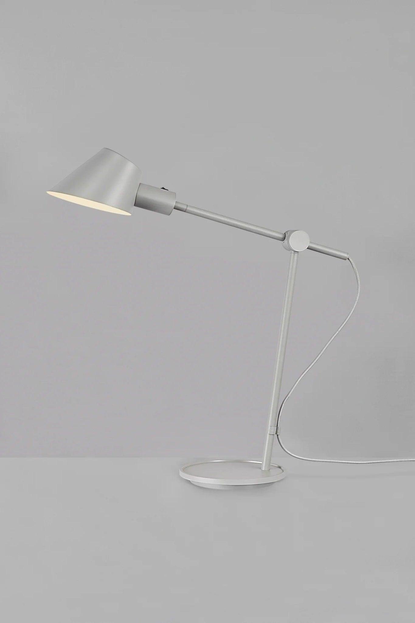 Lampa biurkowa STAY szary Nordlux    Eye on Design