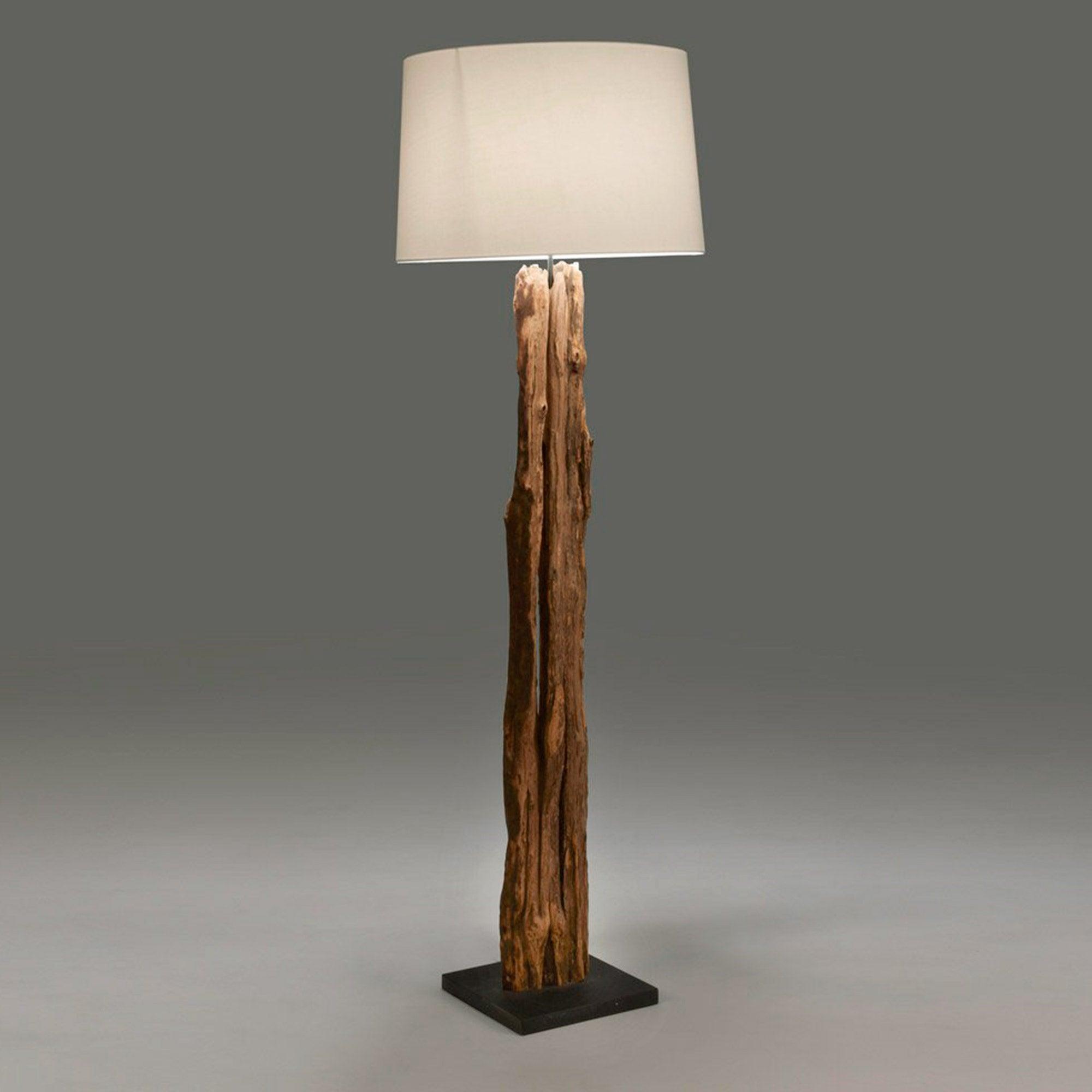 Lampa podłogowa POWELL drewno z recyklingu La Forma    Eye on Design