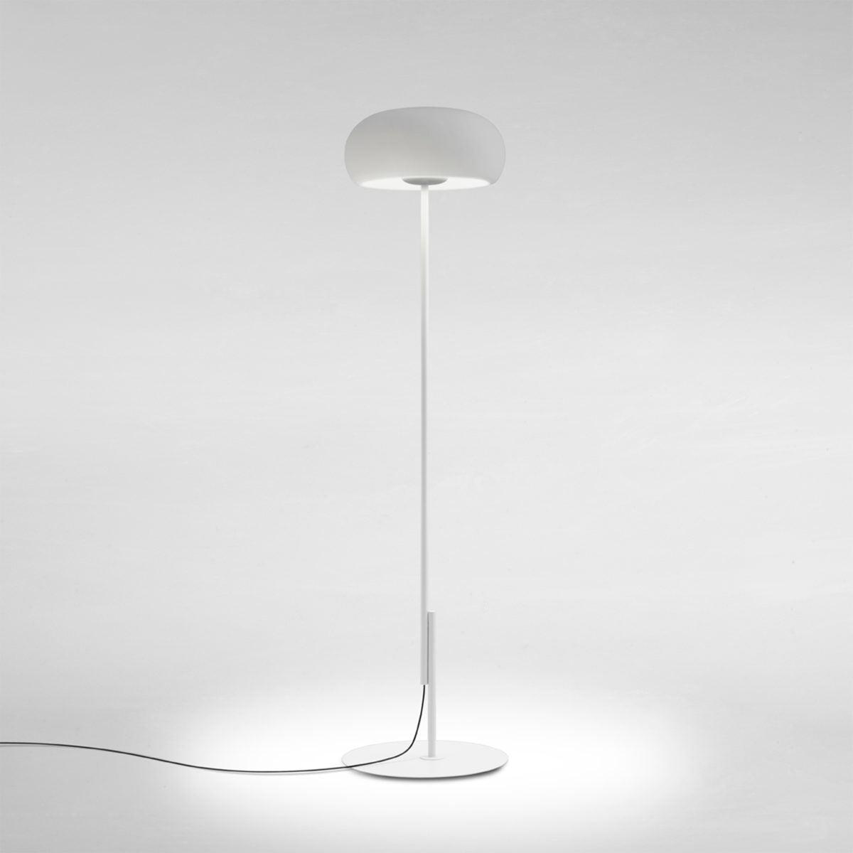 Lampa podłogowa VETRA biały Marset    Eye on Design