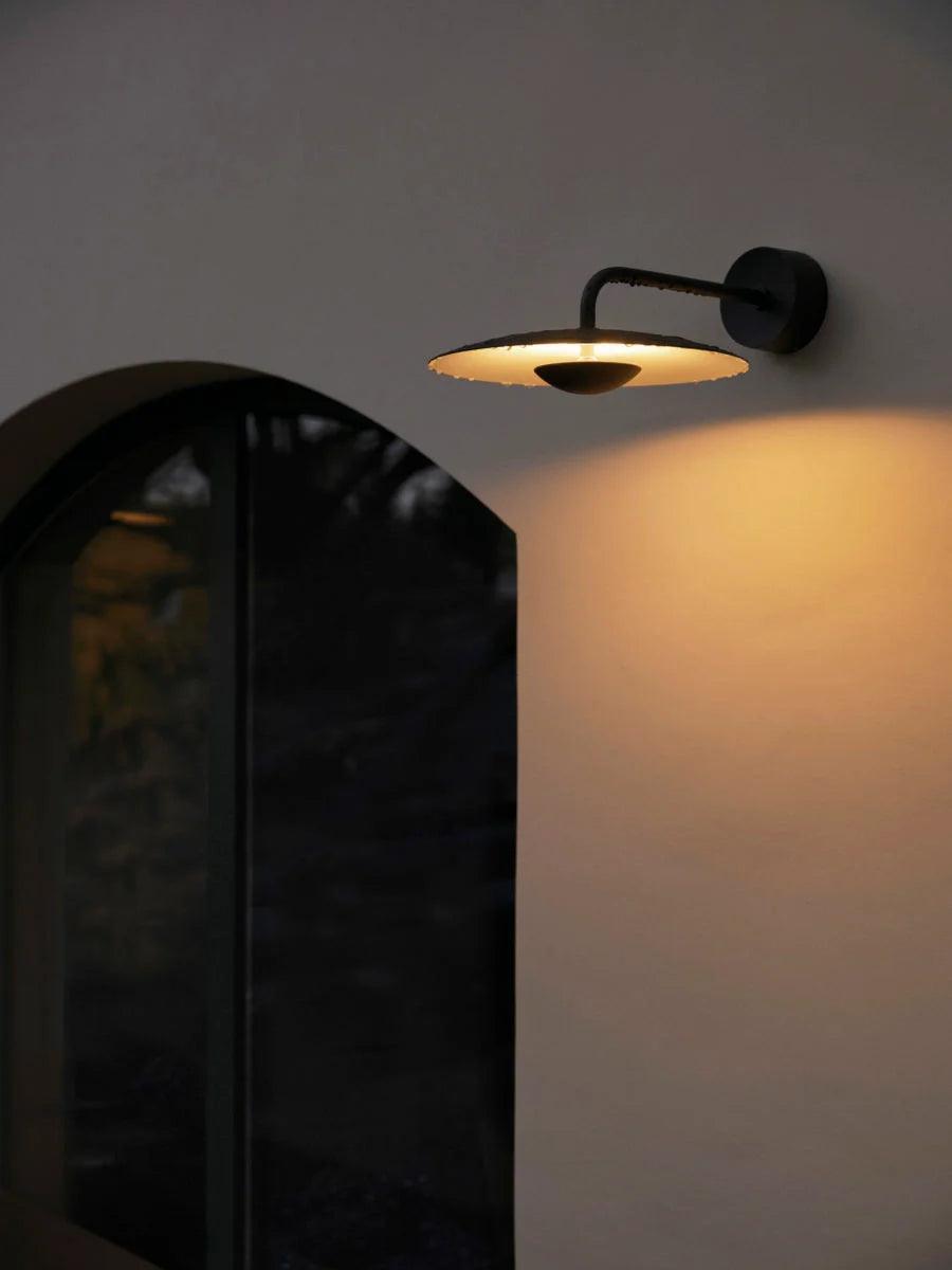 Lampa ścienna zewnętrzna GINGER biały Marset    Eye on Design