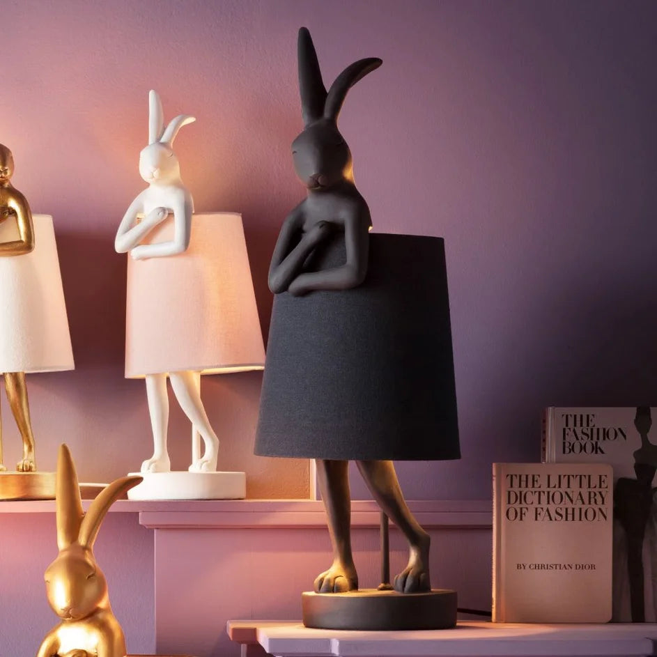 Lampa stołowa czarna w kształcie królika Kare Design    Eye on Design