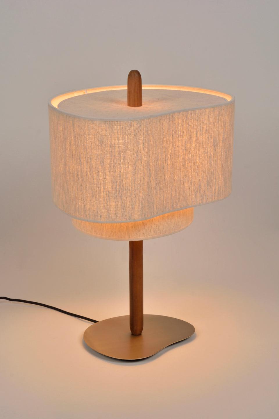 Lampa stołowa PEBBLE kremowy Market Set    Eye on Design