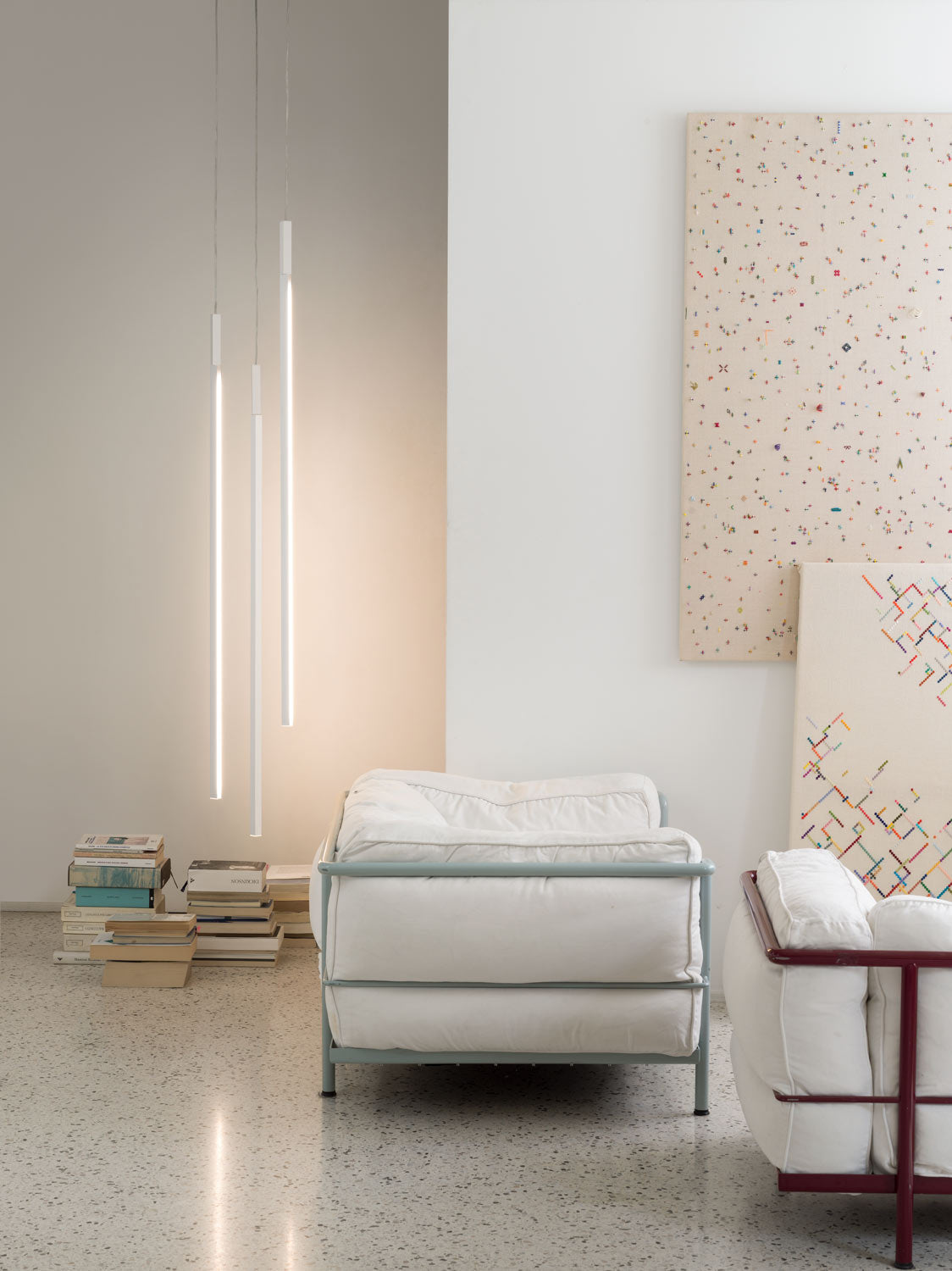 Linescapes vertical white hanging lamp