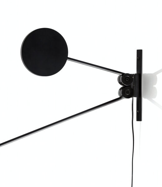 Counterbalance wall lamp black