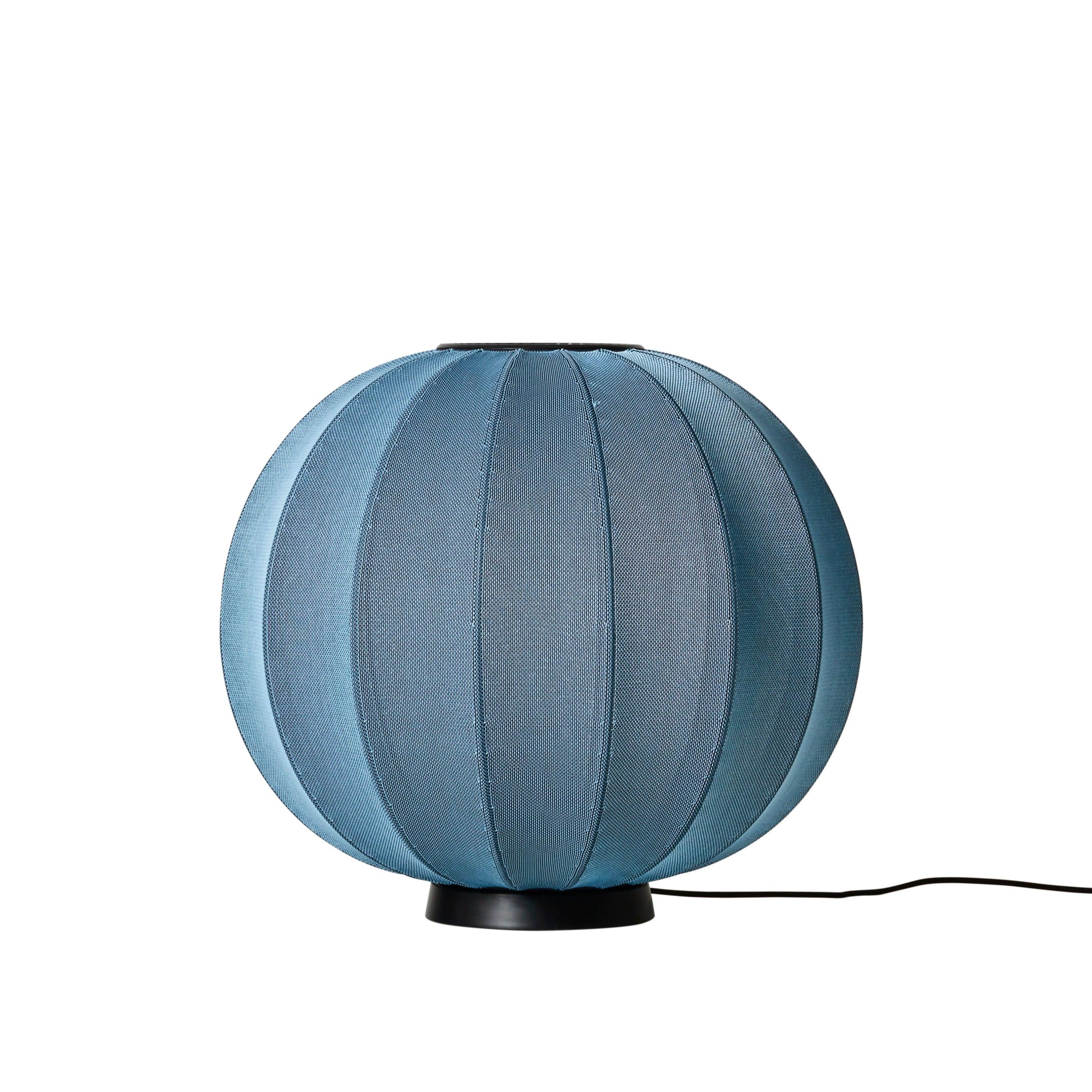 Low Knit-Wit Level blue floor lamp