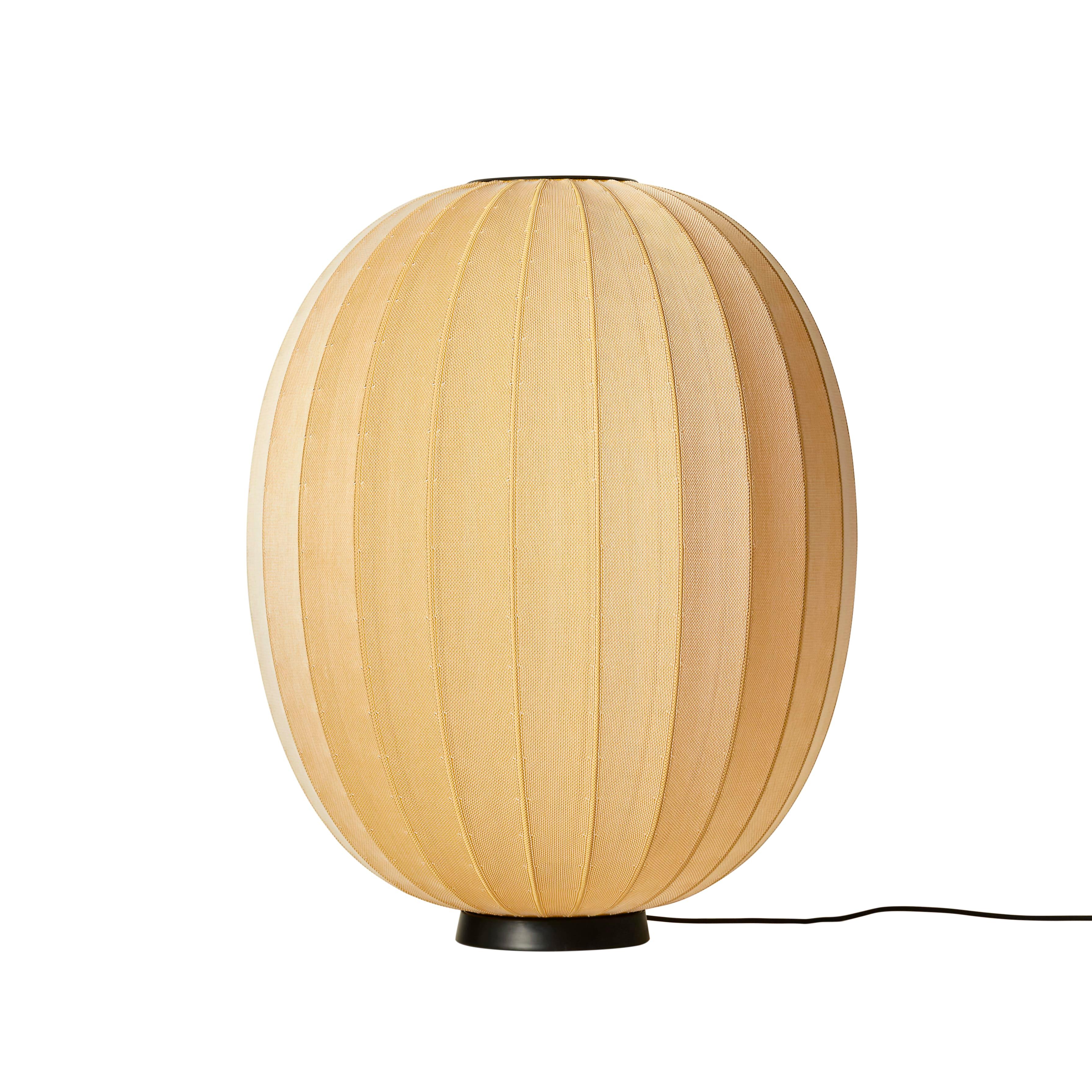 High Knit-Wit Level floor lamp Yellow