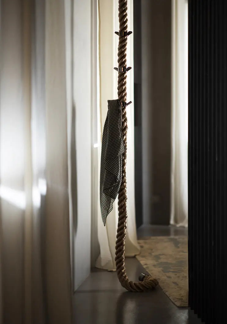 Wall mount for LA CIMA hanger black