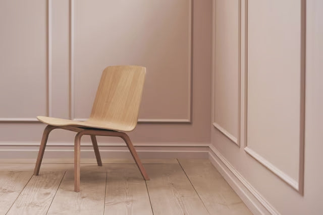 Armchair with palm armrests black oak veneer