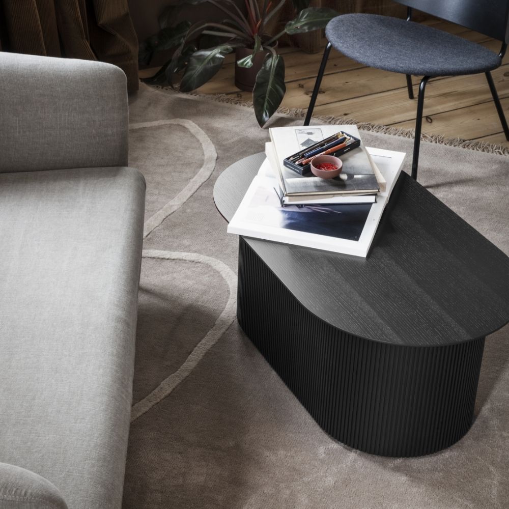 PODIA Couchtisch, schwarzes Eschenfurnier 