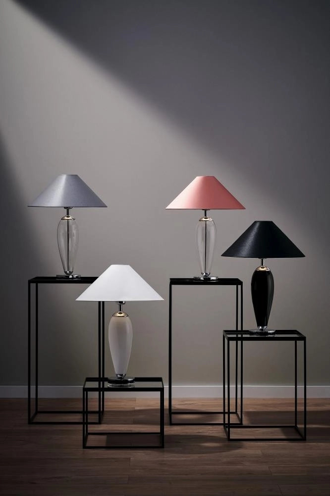 Tischlampe REA schwarz mit schwarzem Sockel und silbernem Finish