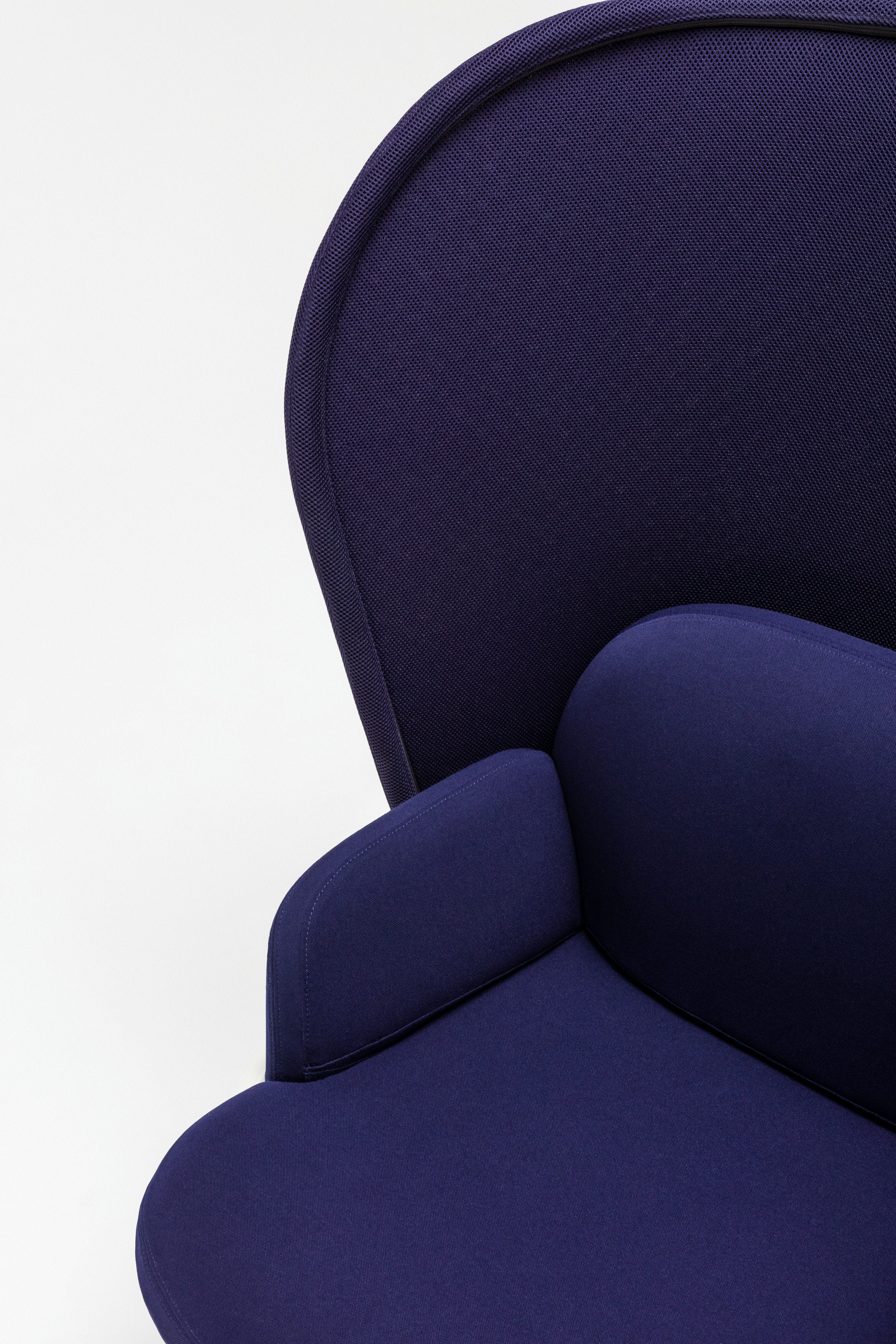 Armchair with a high backrest mesh navy blue