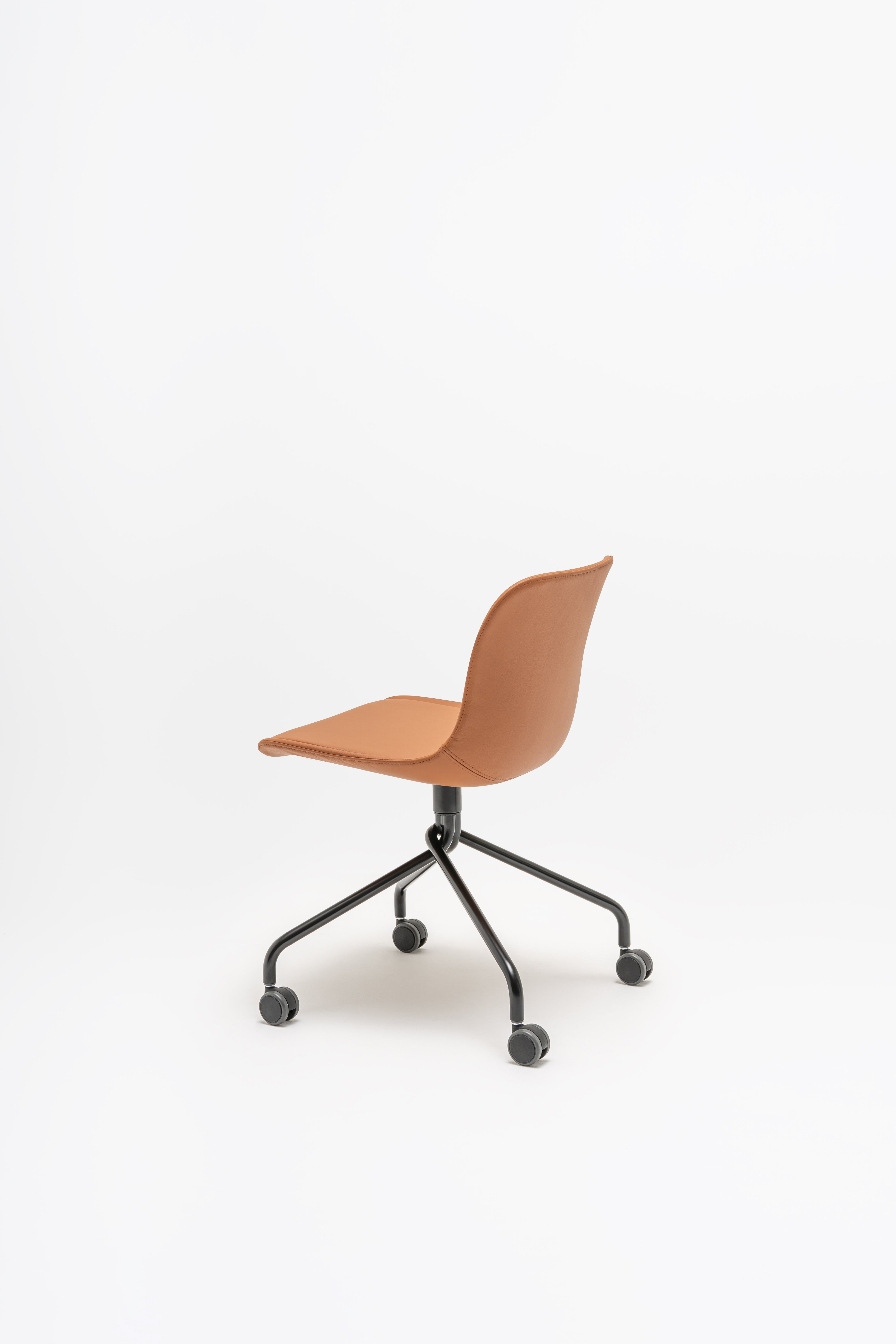 Swivel chair Baltic 2 Classic Metal base with wheels to a soft surface