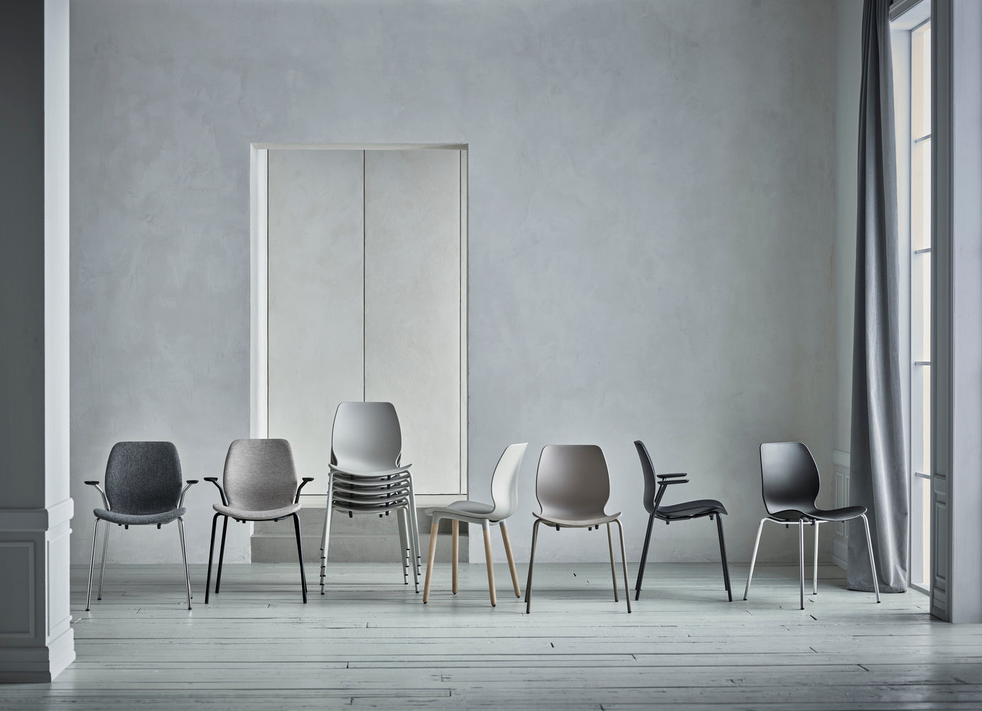 Seed white chair with an oak base