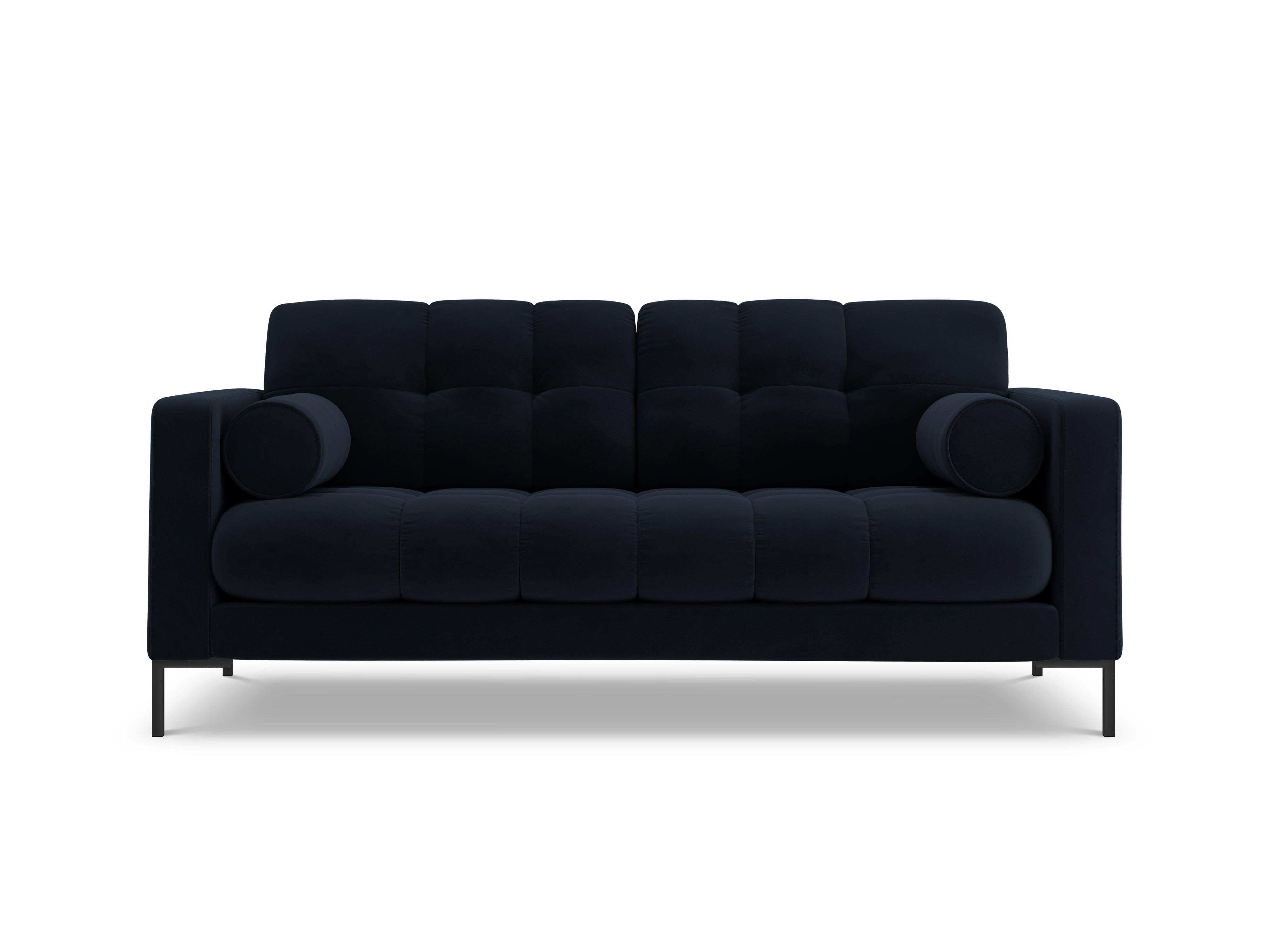 Sofa aksamitna 2-osobowa BALI ciemnoniebieski z czarną podstawą Cosmopolitan Design    Eye on Design