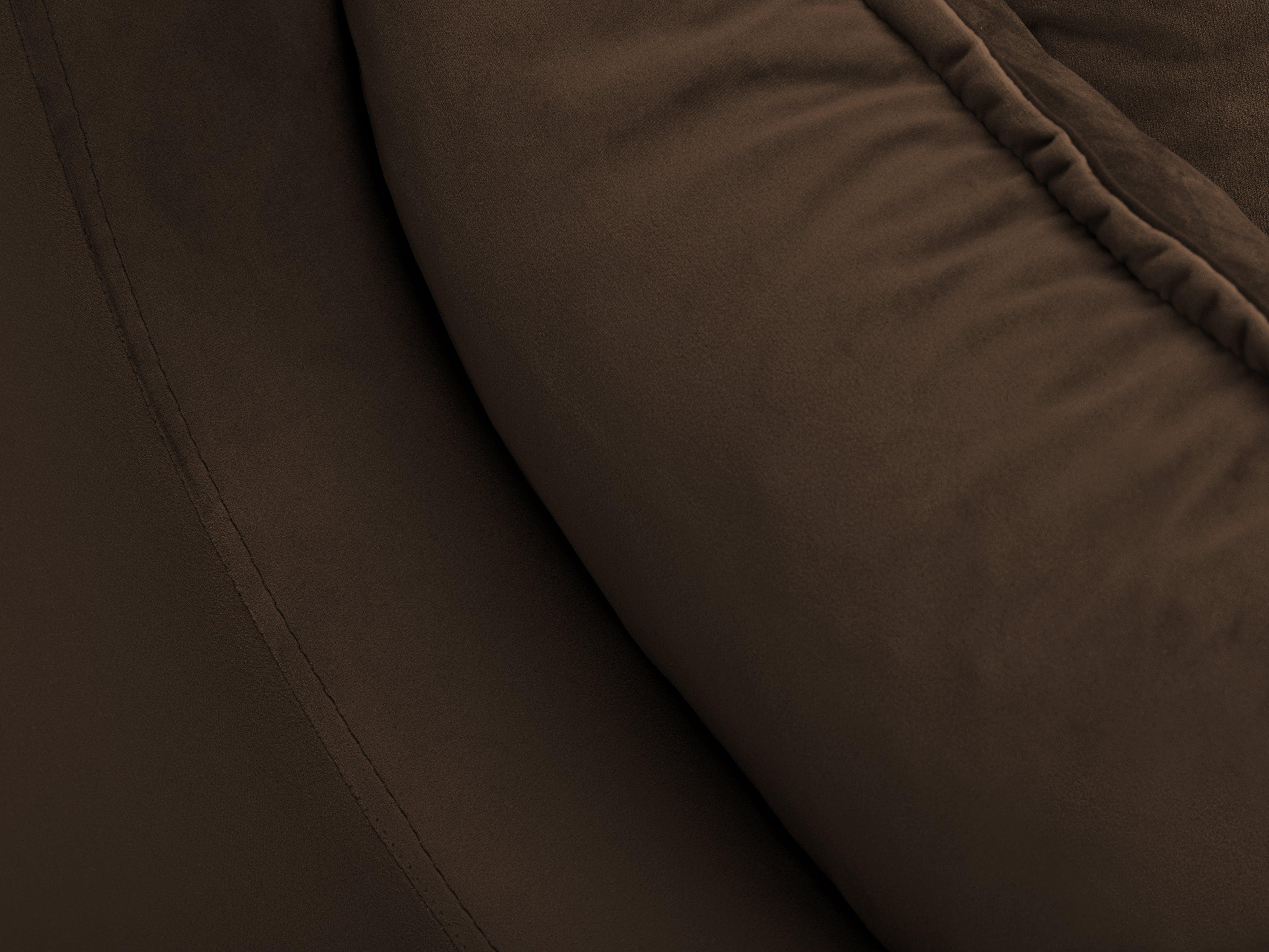 Sofa aksamitna 2-osobowa FREESIA brązowy z ciemnobrązową podstawą Mazzini Sofas    Eye on Design