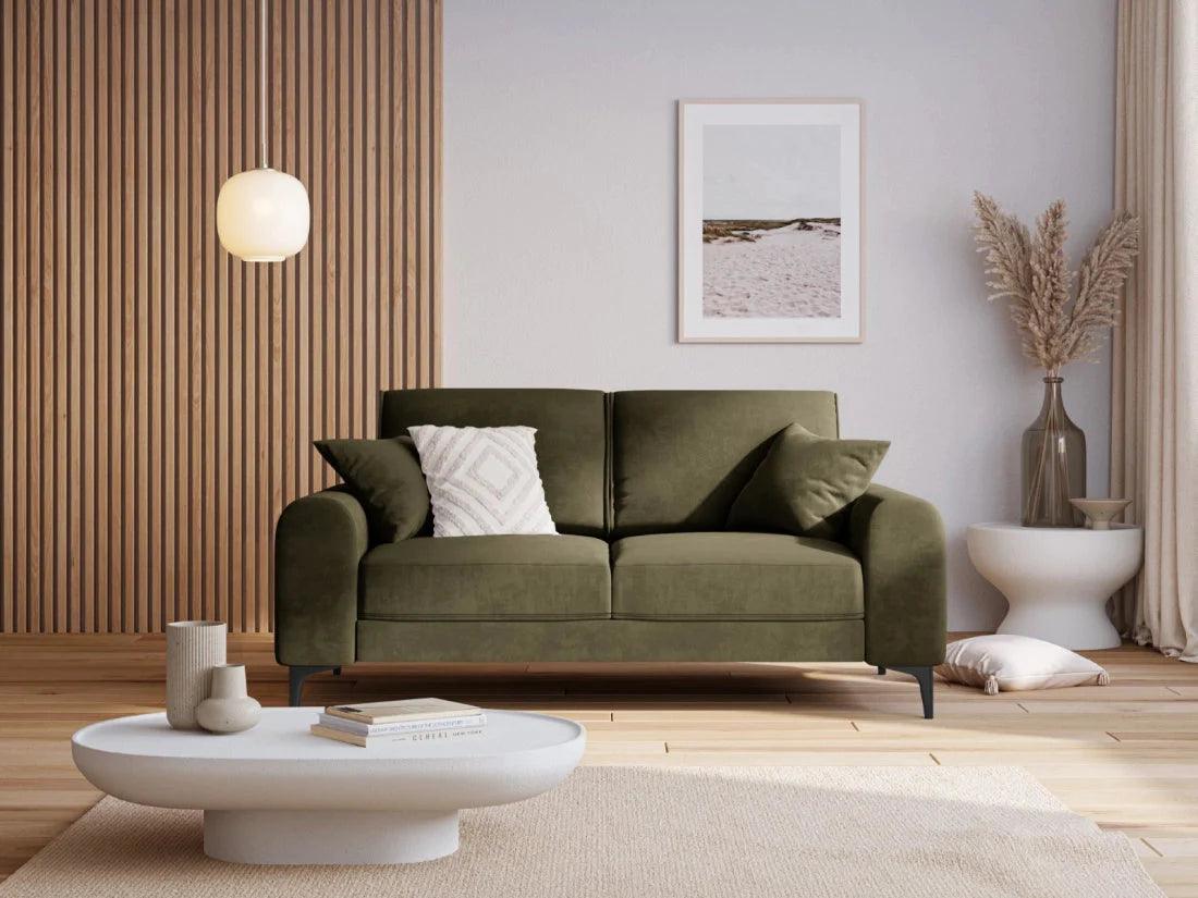 Sofa aksamitna 2-osobowa MADARA zielony z czarną podstawą Mazzini Sofas    Eye on Design