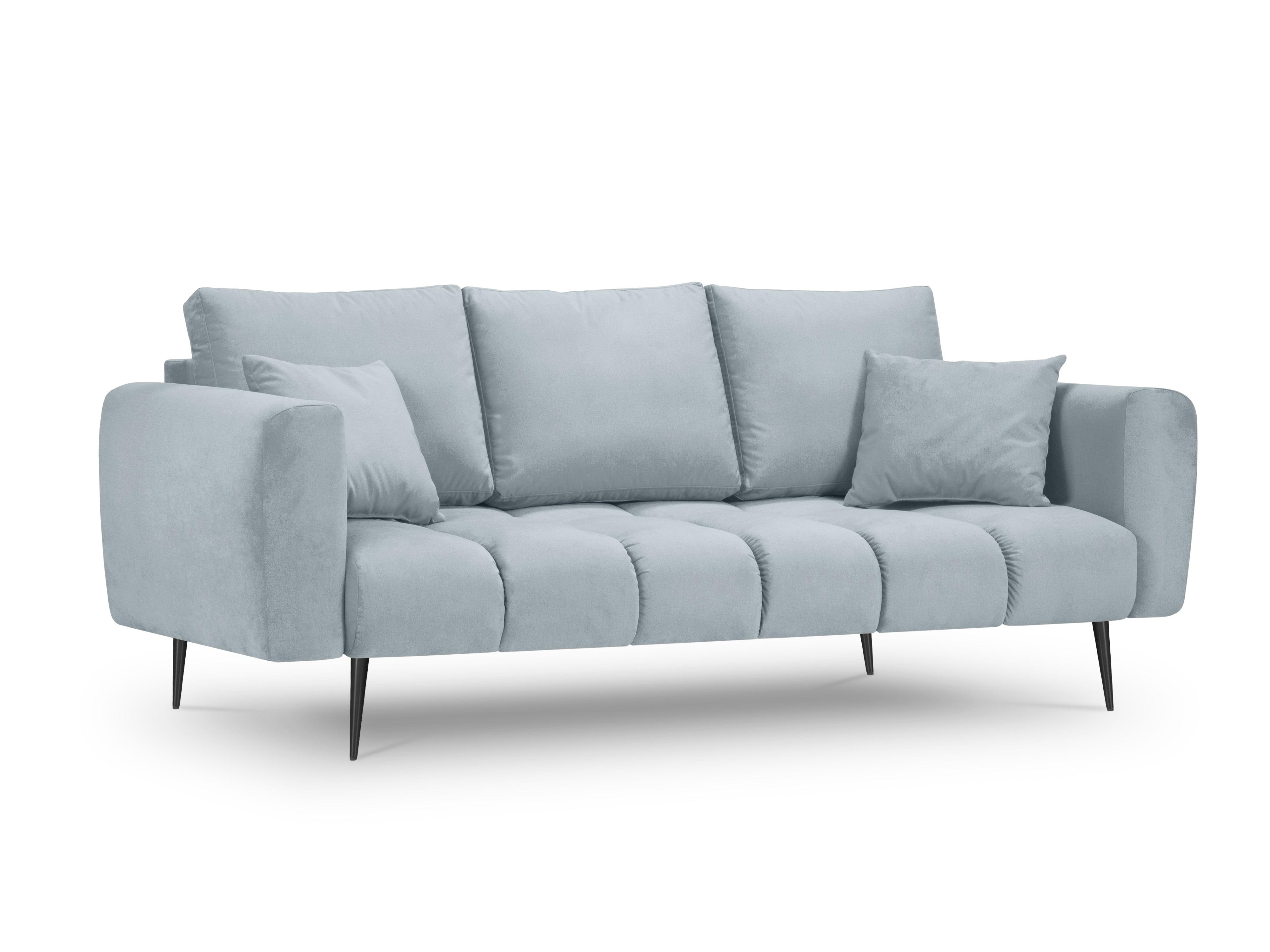 Sofa aksamitna 3-osobowa OCTAVE jasnoniebieski z czarną podstawą Interieurs 86    Eye on Design