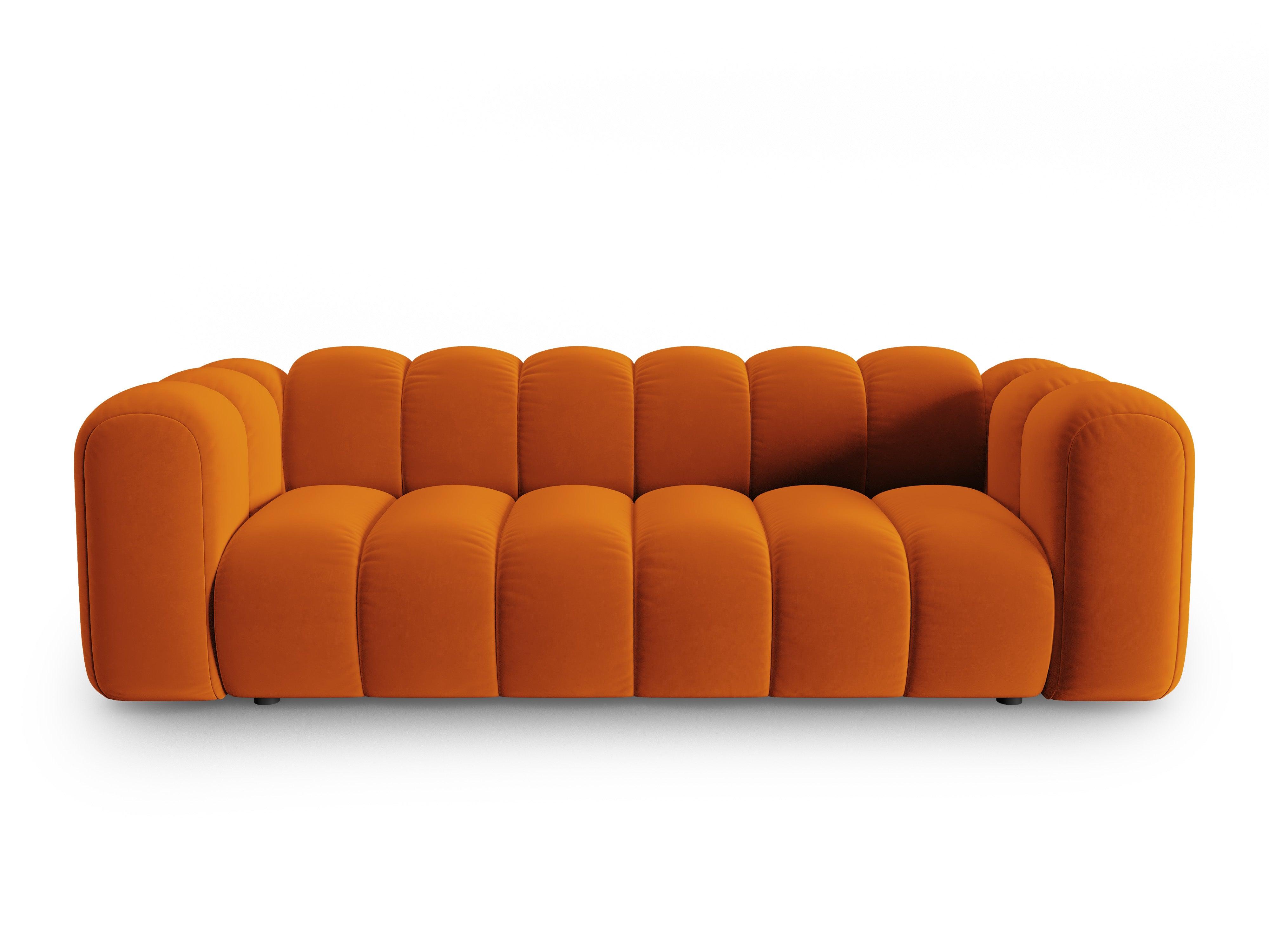 Sofa aksamitna 3-osobowa SKYLER ceglany Interieurs 86    Eye on Design