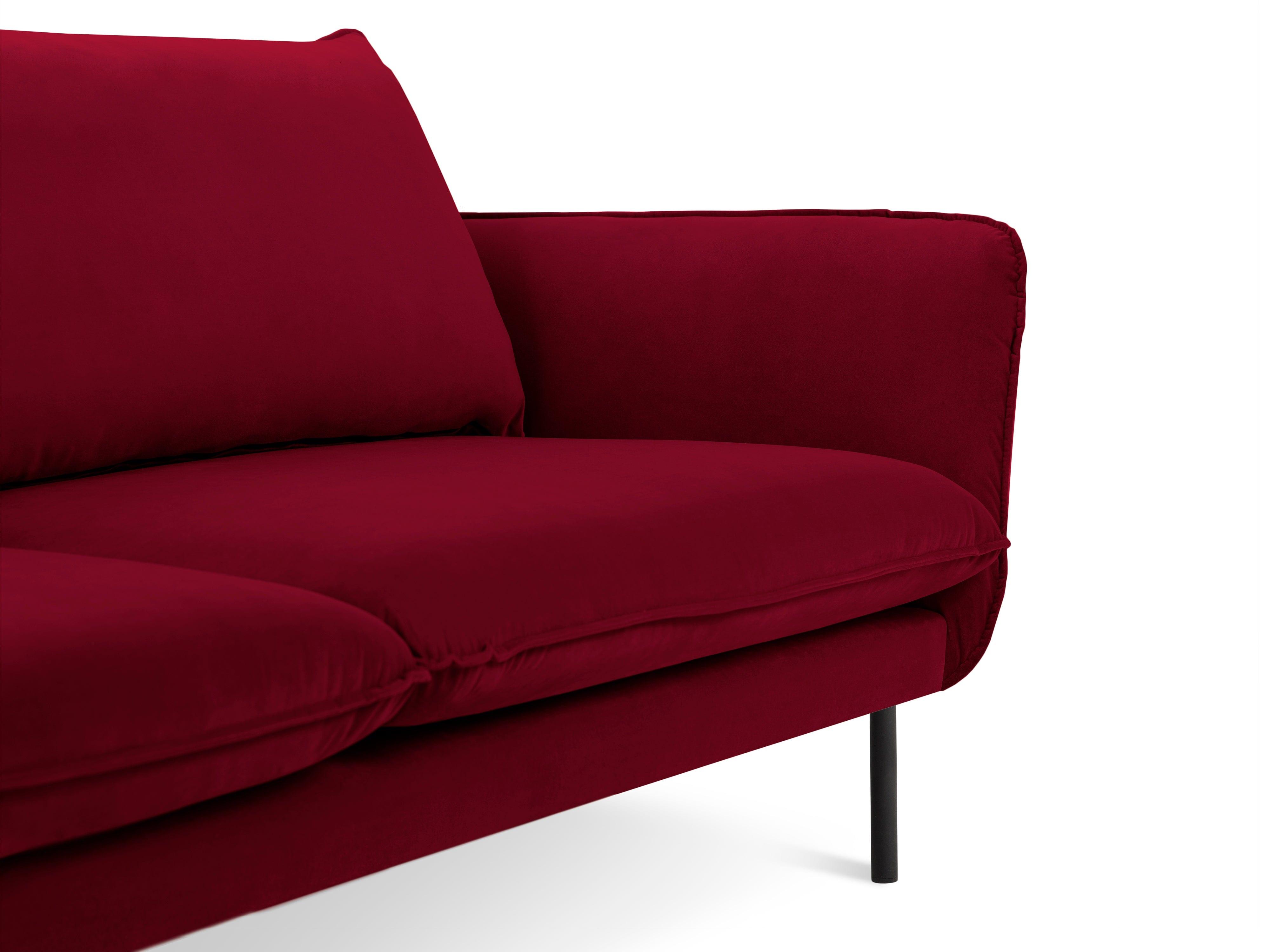 Sofa aksamitna 3-osobowa VIENNA bordowy z czarną podstawą Cosmopolitan Design    Eye on Design