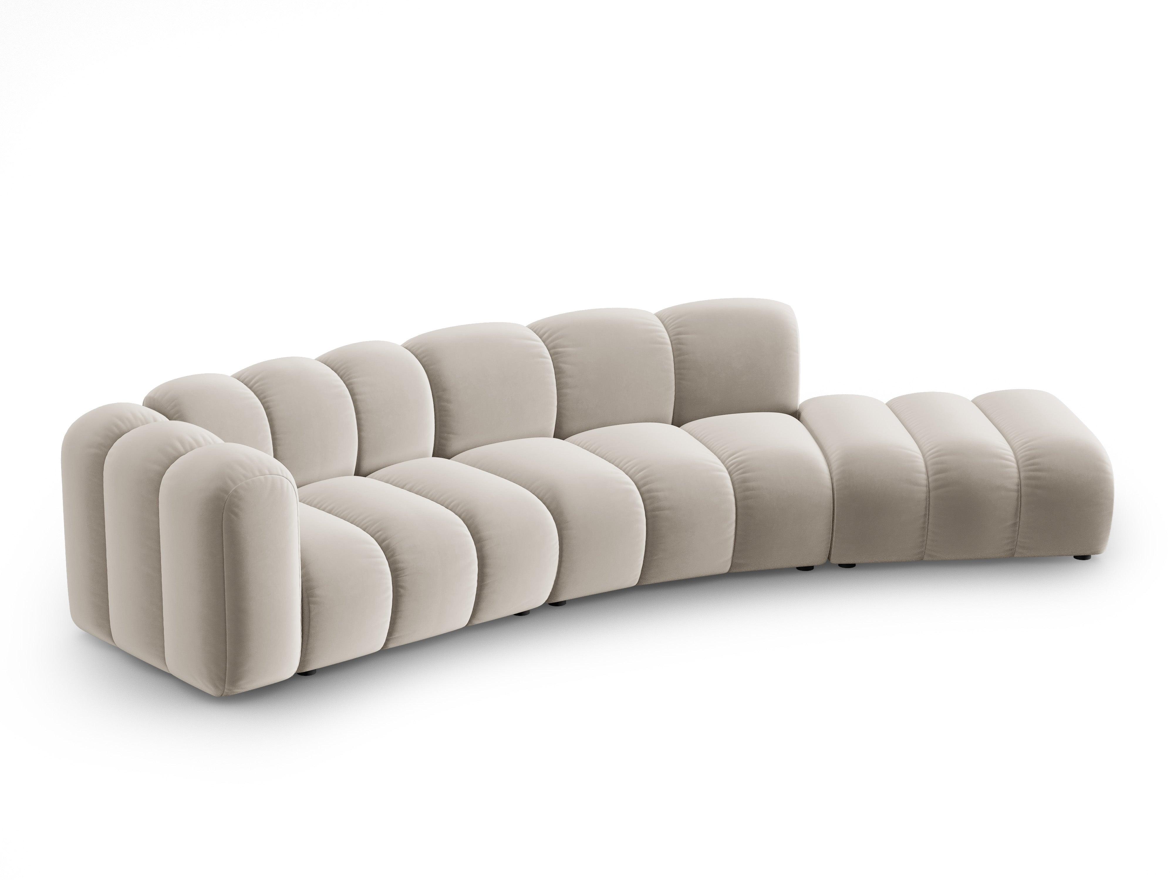 Sofa aksamitna 5-osobowa prawostronna SKYLER beżowy Interieurs 86    Eye on Design