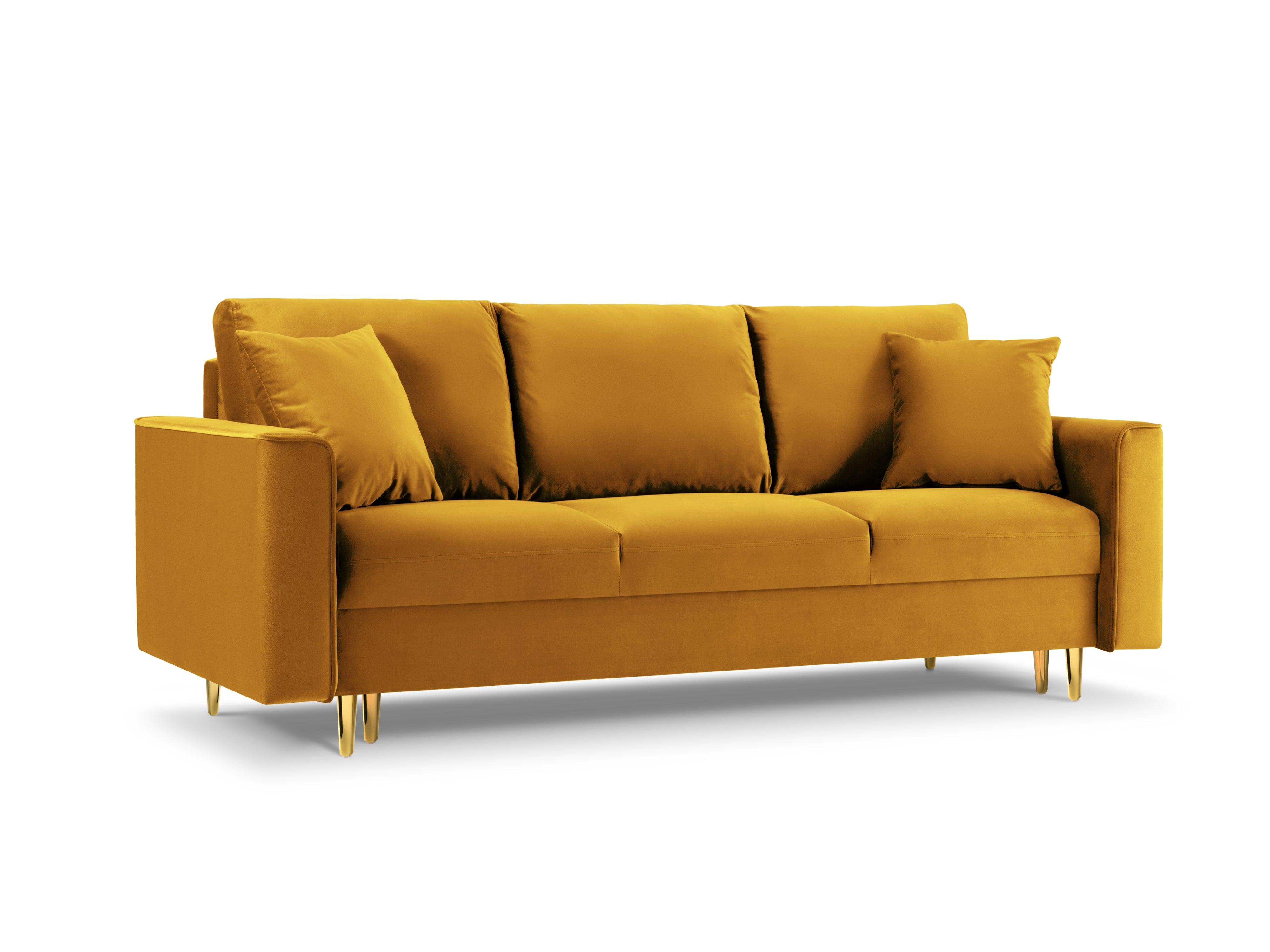 Sofa aksamitna z funkcją spania CARTADERA musztardowy ze złotą podstawą Mazzini Sofas    Eye on Design