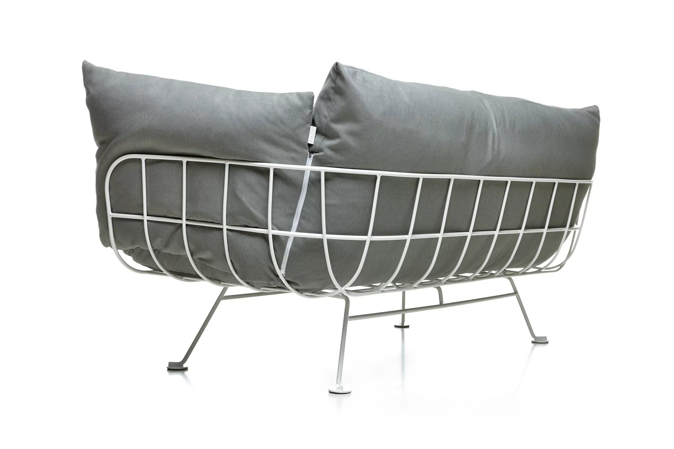 Sofa NEST stalowa podstawa Moooi    Eye on Design