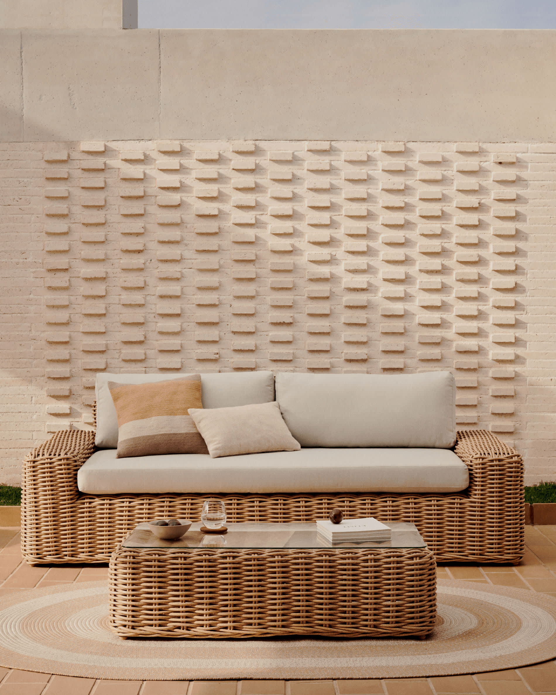Sofa ogrodowa PORTLLIGAT rattanowa La Forma    Eye on Design