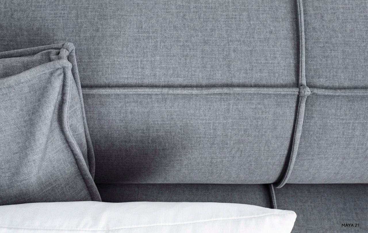 Sofa z funkcją spania CUSHIONS Rosanero    Eye on Design