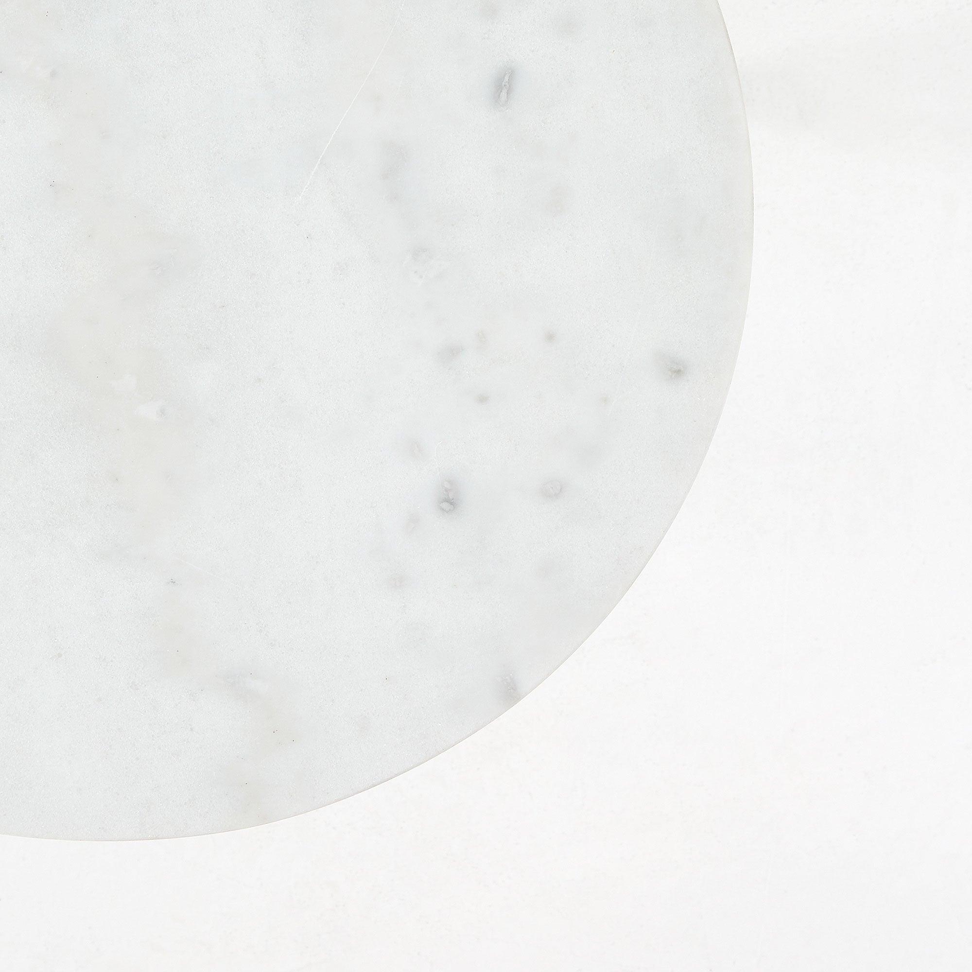 Stolik boczny SHEFFIELD biały marmur ze złotą podstawą La Forma    Eye on Design