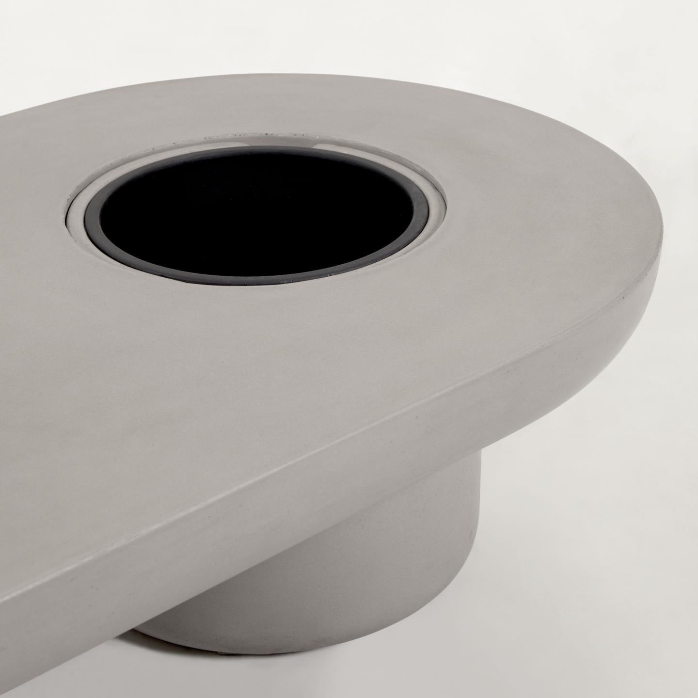 Stolik kawowy z cementu TAIMI szary La Forma    Eye on Design