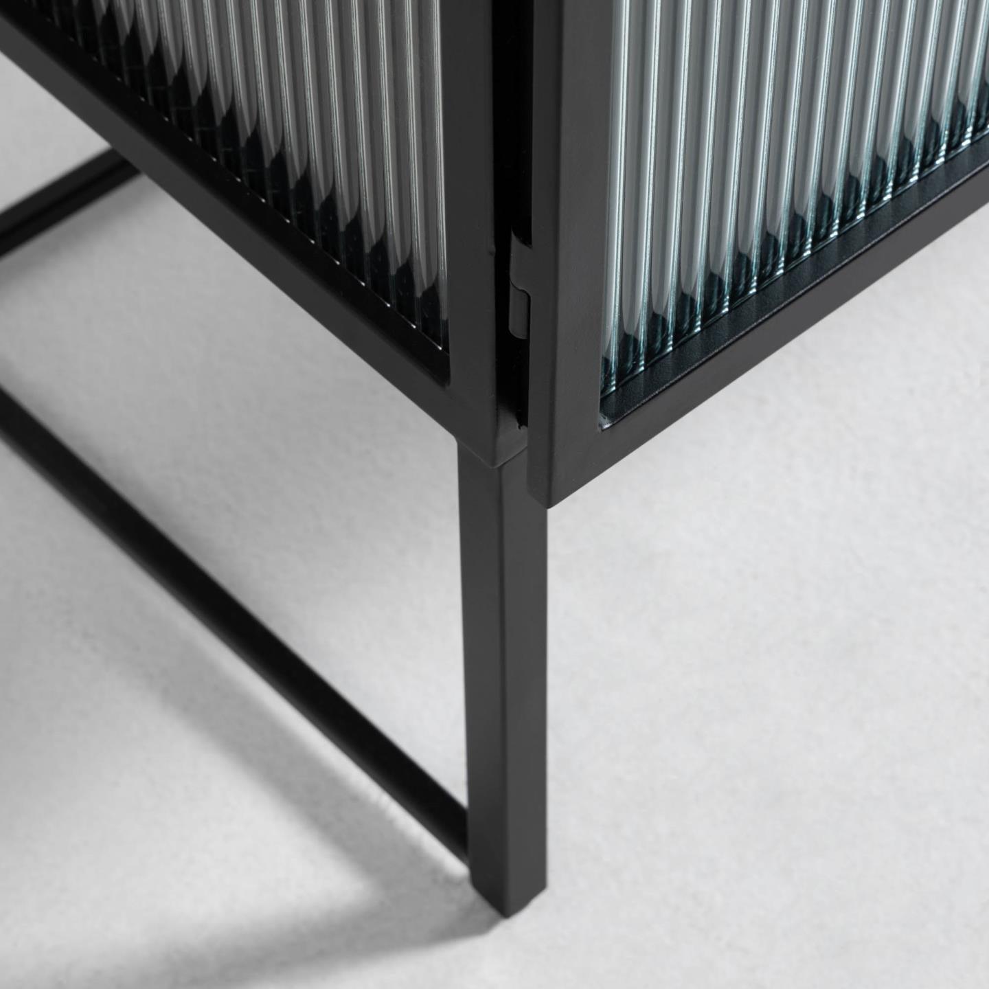 Szafka TRIXIE czarny La Forma    Eye on Design