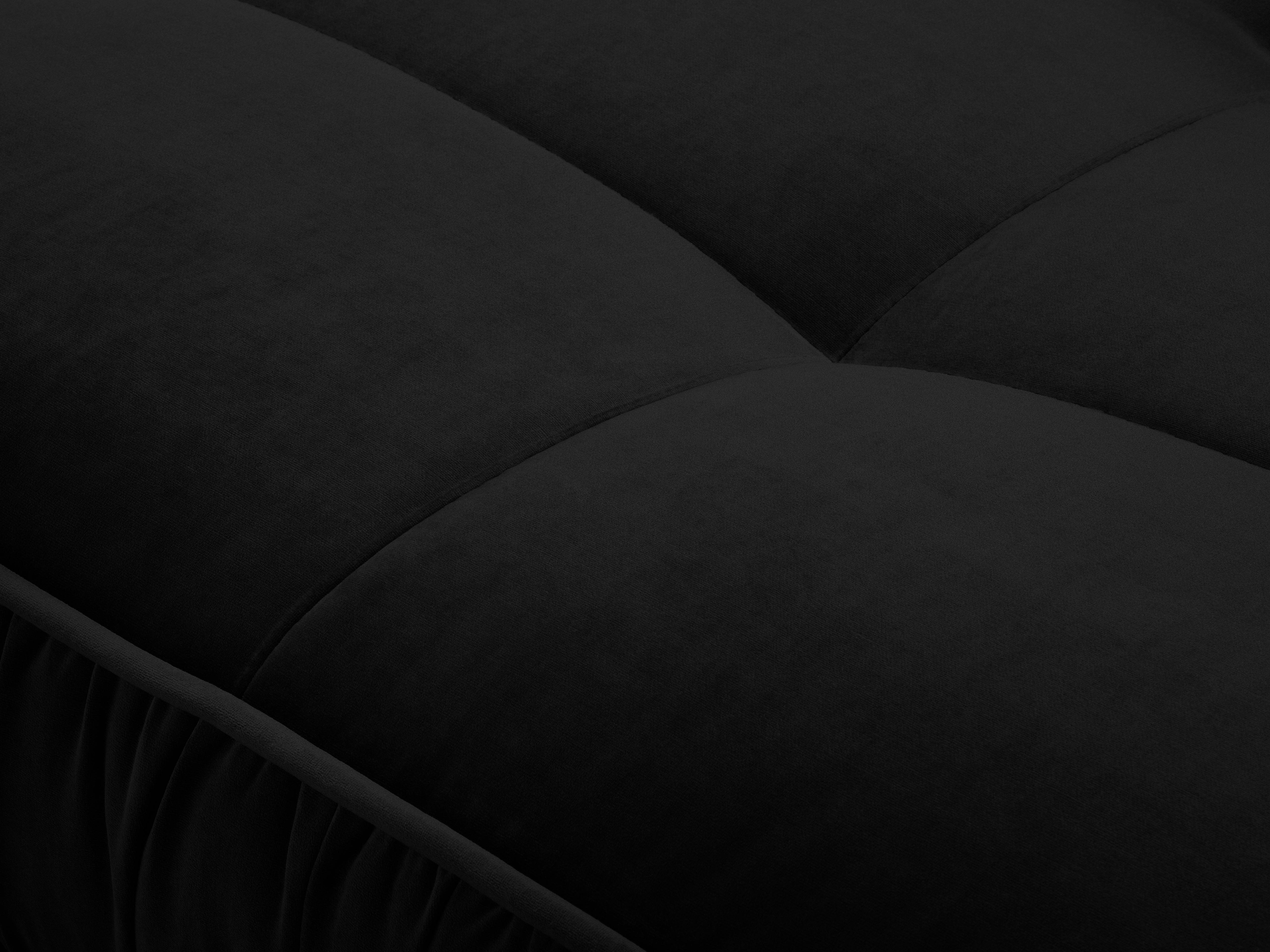 Szezlong aksamitny lewostronny TRIOMPHE czarny z czarną podstawą Interieurs 86    Eye on Design