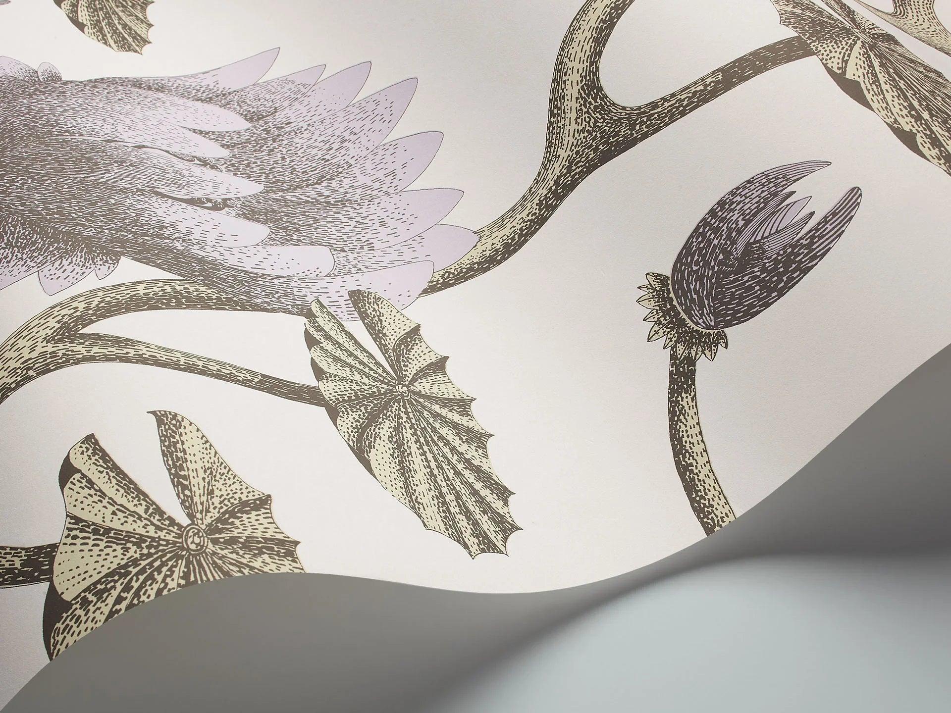 Tapeta CONTEMPORARY COLLECTION - Summer Lily fiolet na bieli Cole & Son    Eye on Design