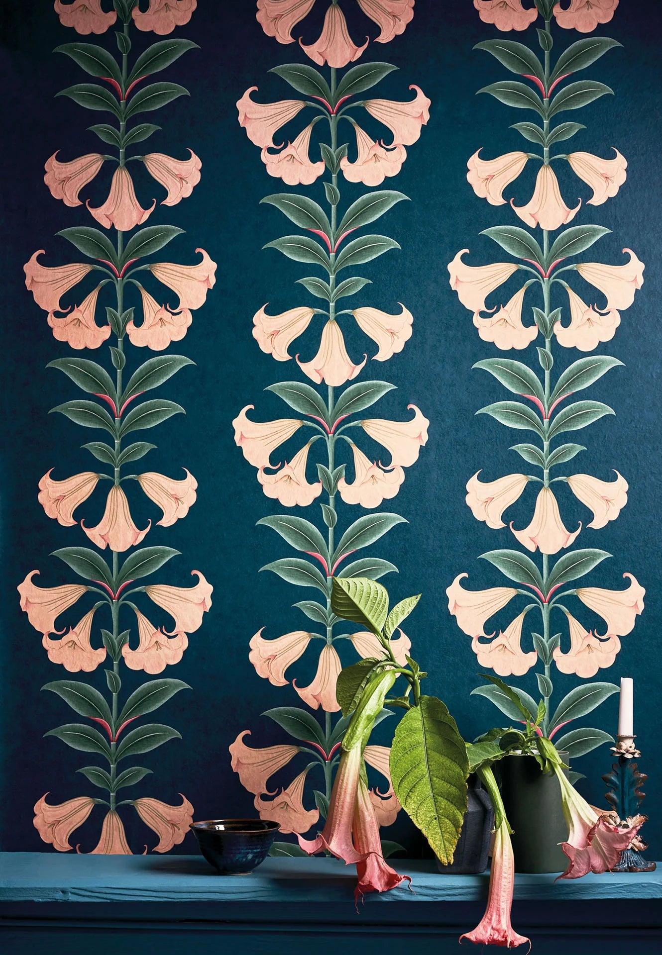 Tapeta SEVILLE - Angel's Trumpet granatowy Cole & Son    Eye on Design