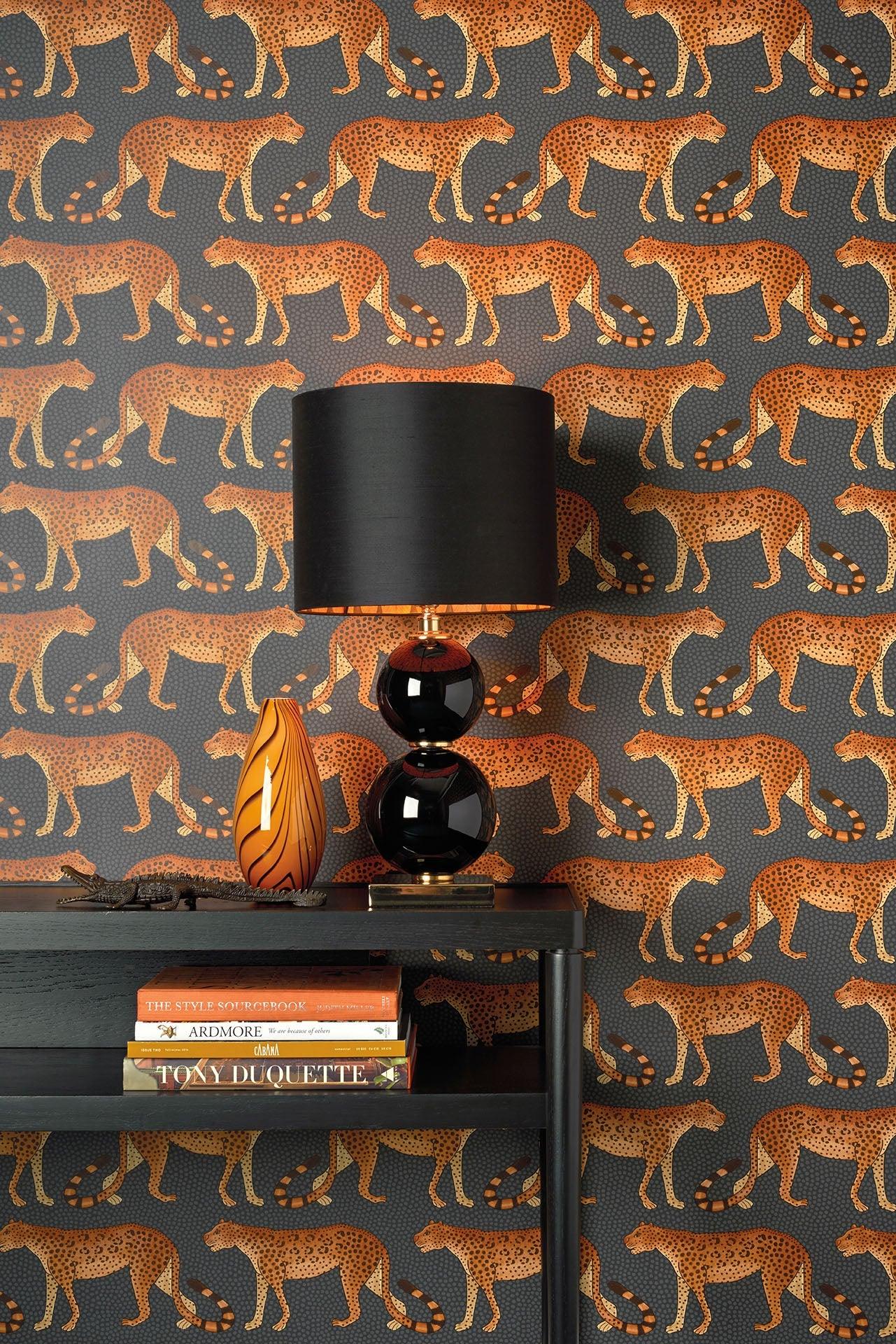 Tapeta THE ARDMORE COLLECTION - Leopard Walk czarny Cole & Son    Eye on Design