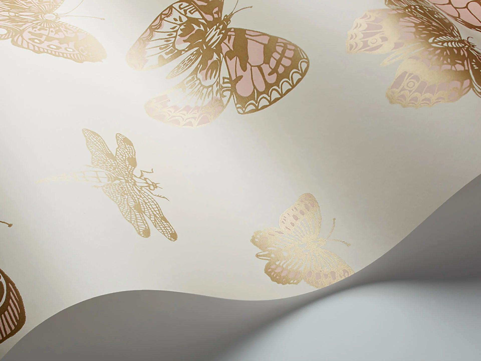 Tapeta WHIMSICAL - Butterflies & Dragonflies róż na kremie Cole & Son    Eye on Design